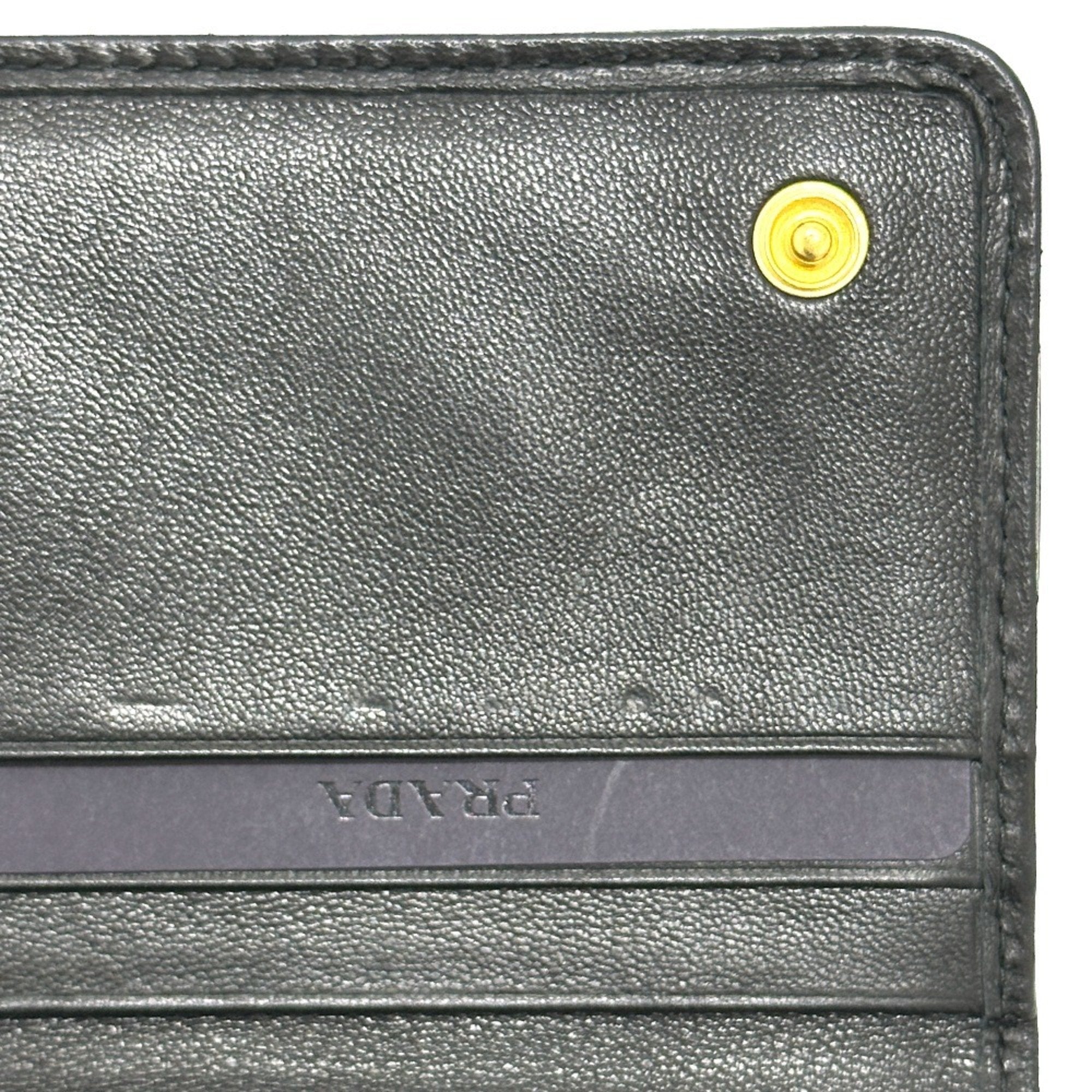 Prada Black Leather Long Wallet (Bi-Fold) (Pre-Owned)
