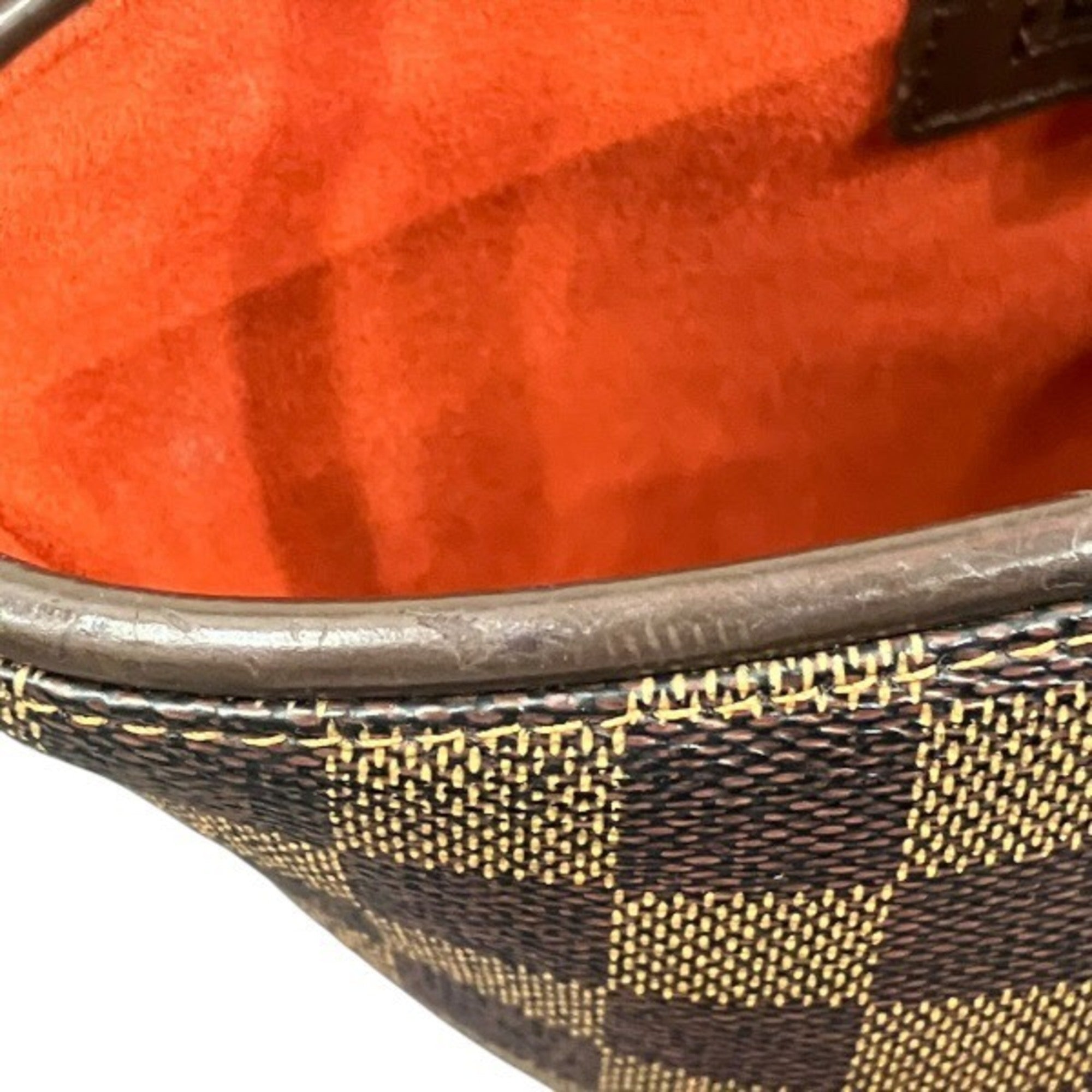 Louis Vuitton Brown Handbag (Pre-Owned)