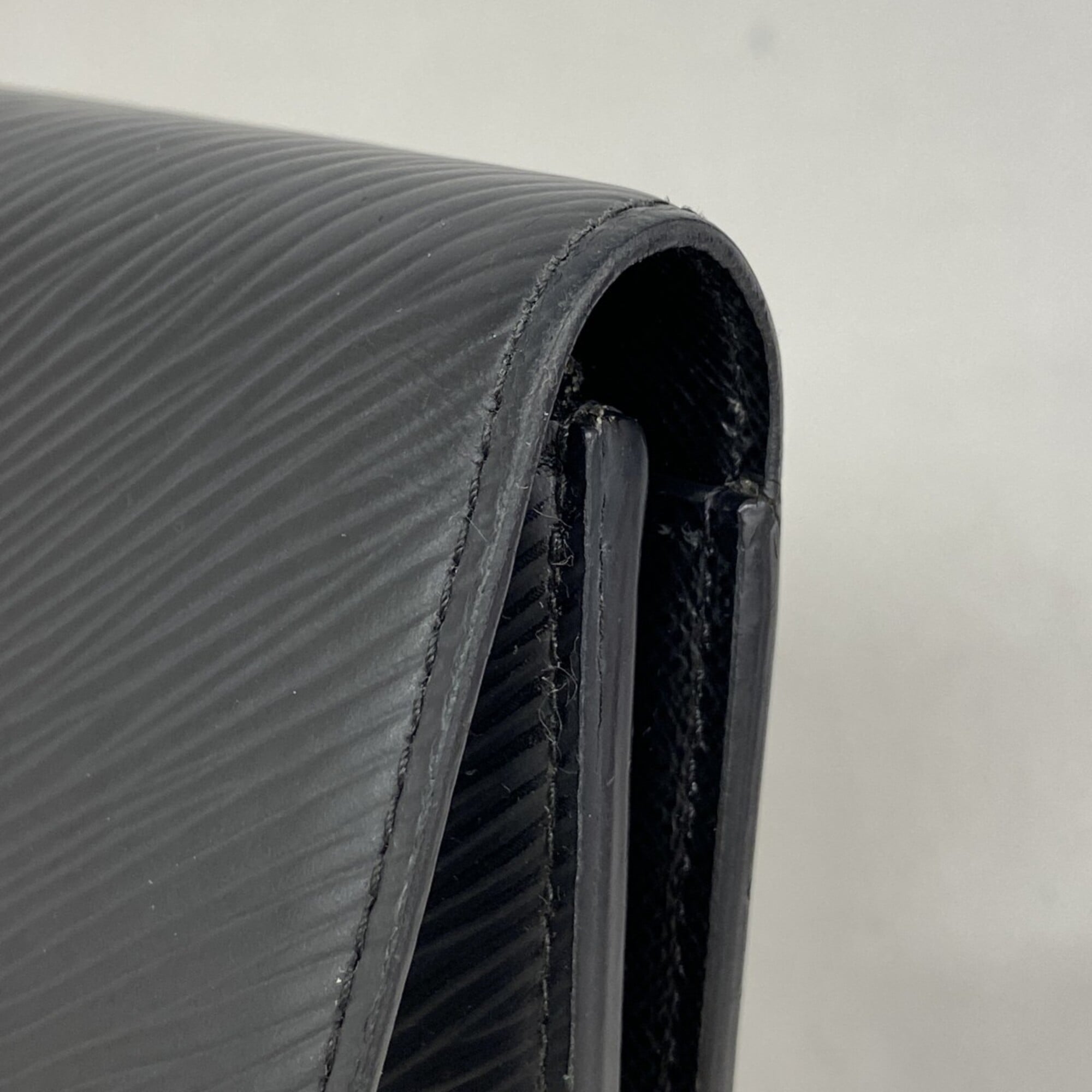 Louis Vuitton Noir Wallet (Tri-Fold) (Pre-Owned)