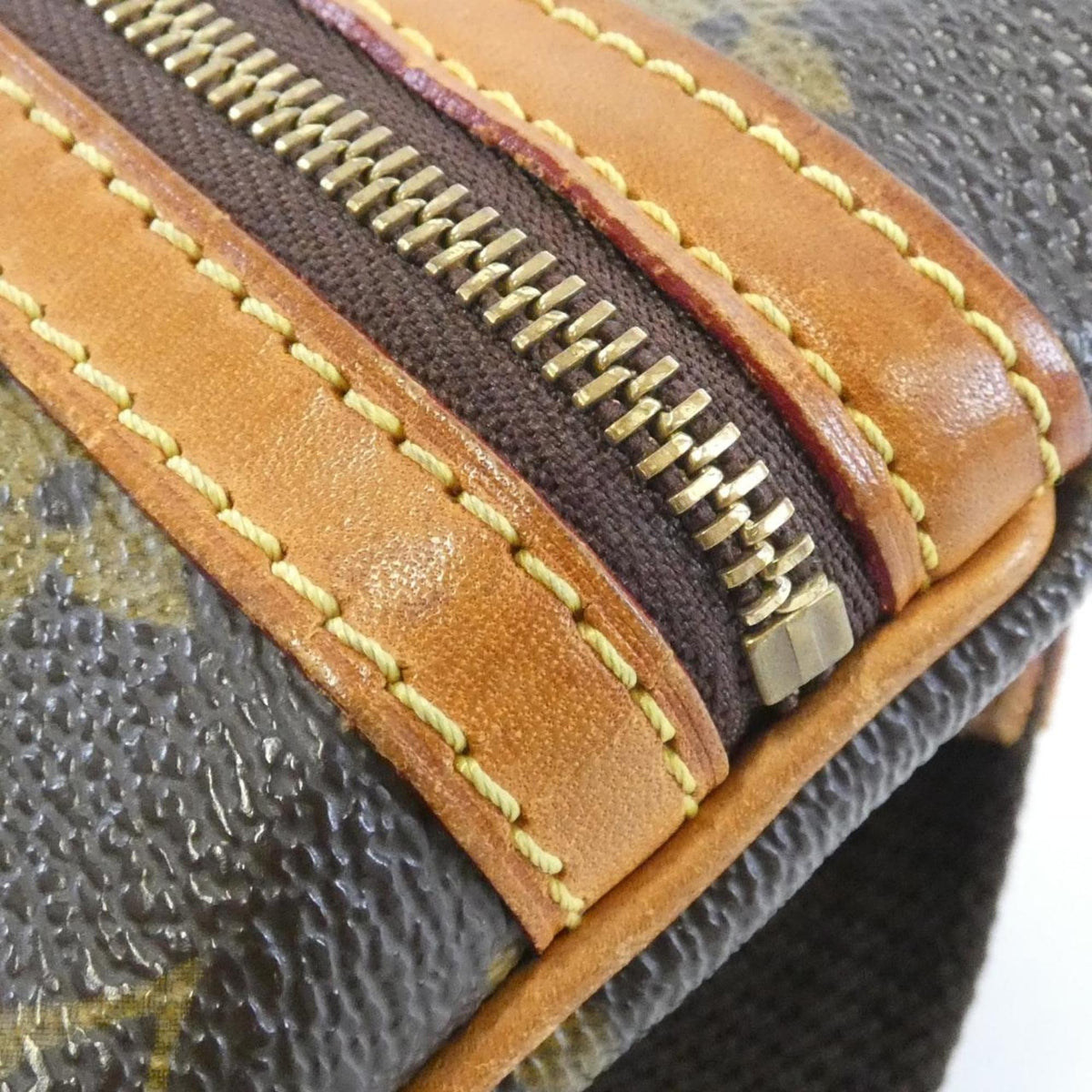Louis Vuitton Marron Coated Canvas Pochette Shoulder Bag (Pre-Owned)