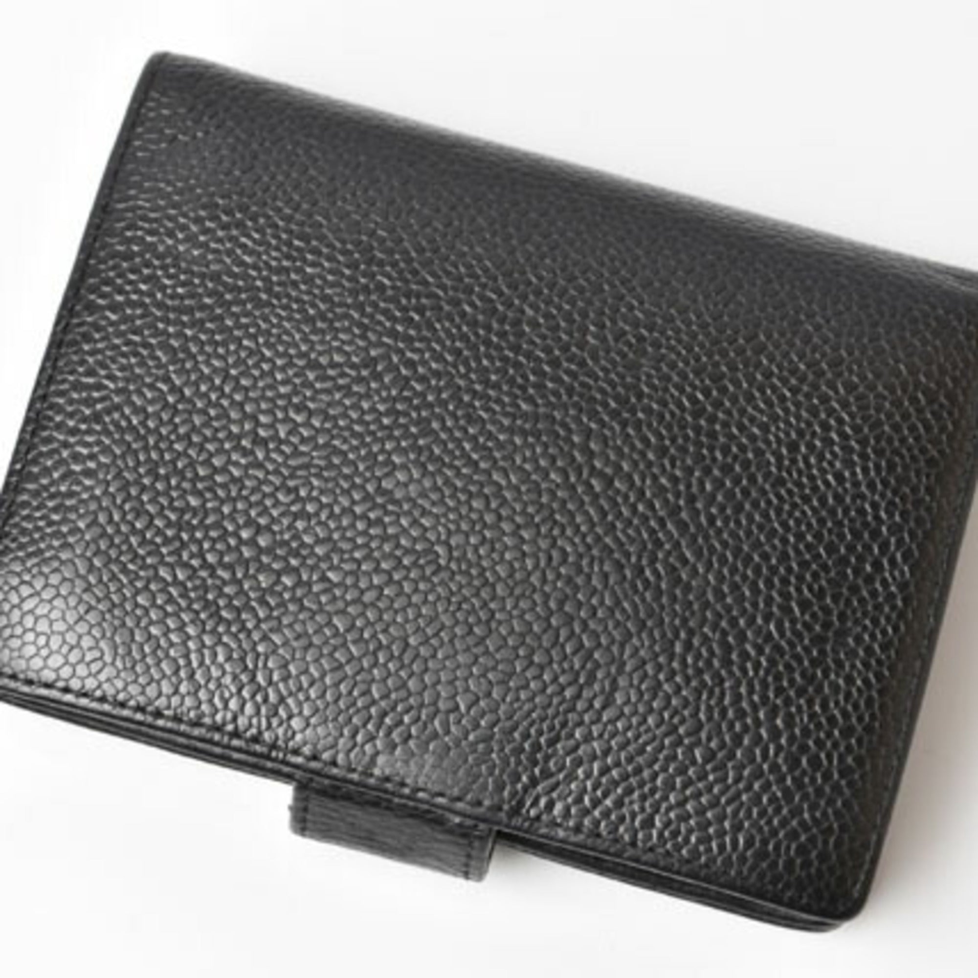 Chanel Black Caviar Leather Wallet (Bi-Fold) (Pre-Owned)