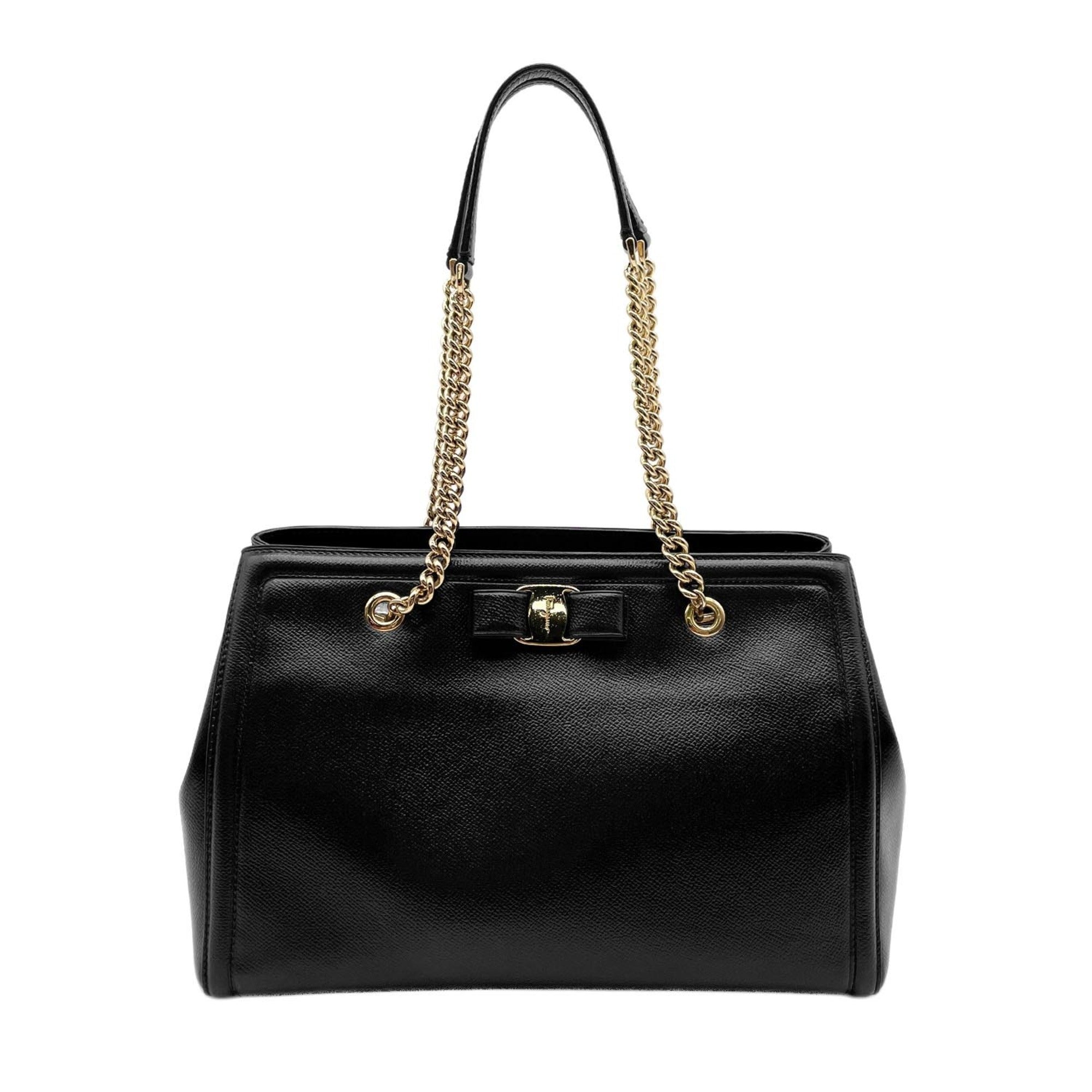 Salvatore Ferragamo Black Leather Shoulder Bag (Pre-Owned)
