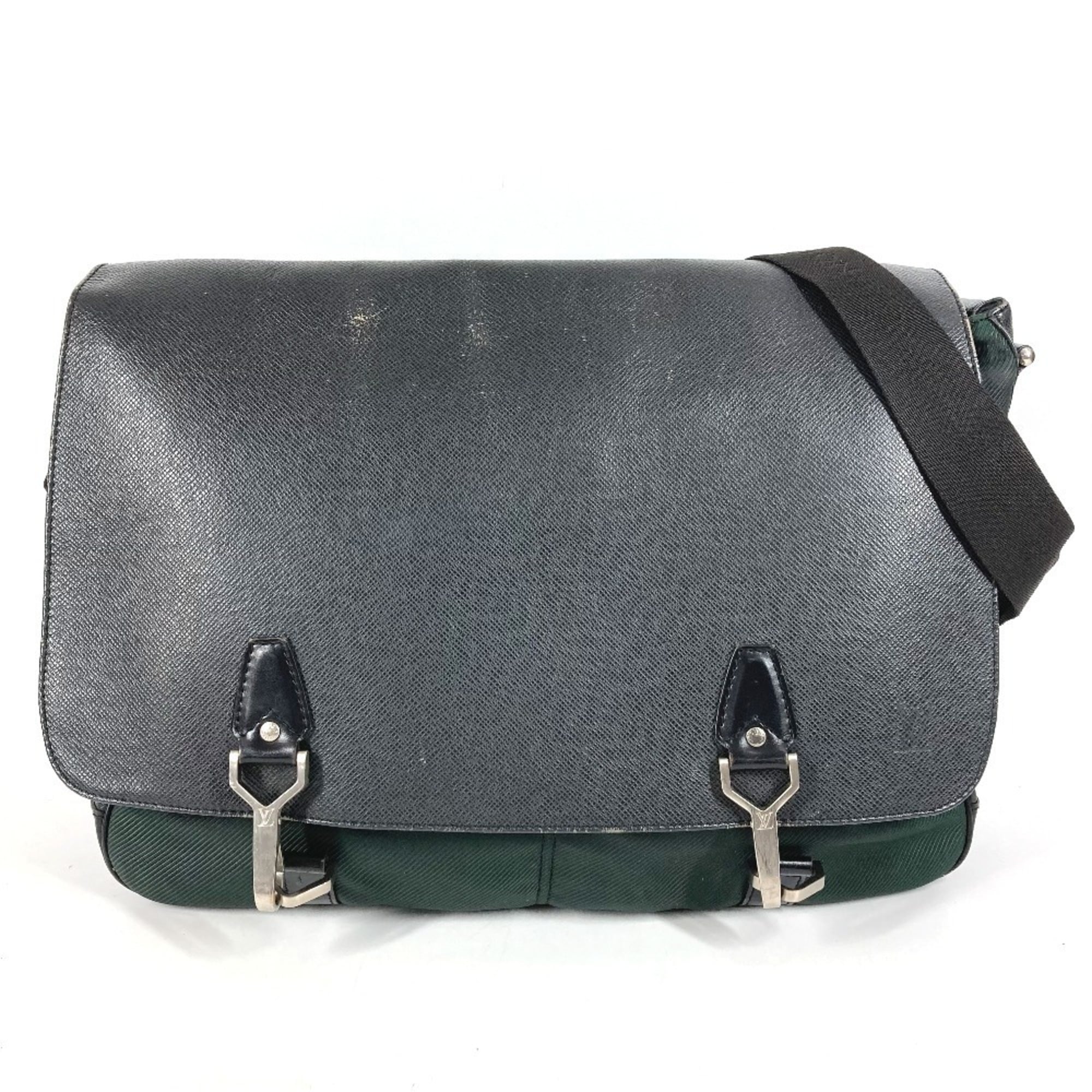 Louis Vuitton Taiga Black Khaki Taiga Leather Nylon Messenger Bag Shoulder Bag (Pre-Owned)