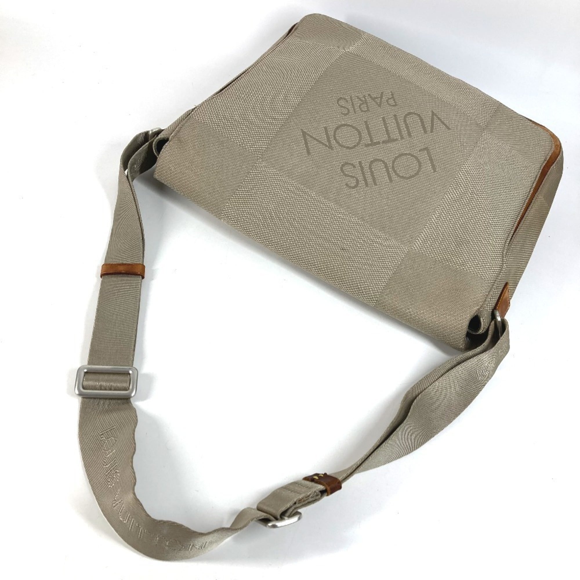 Louis Vuitton Galle Khaki Sable Damier Geant Shoulder Bag (Pre-Owned)