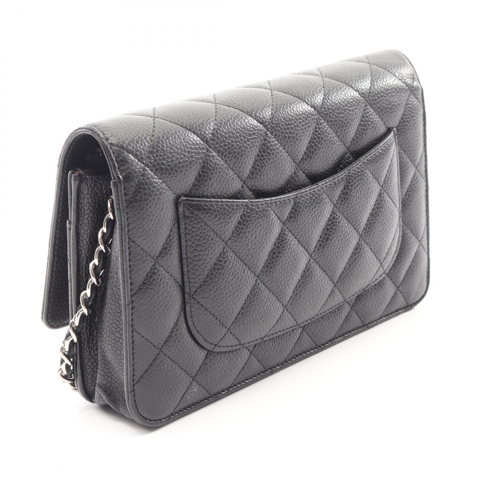 Chanel Black Grained Calfskin Handbag Shoulder Bag (Pre-Owned)