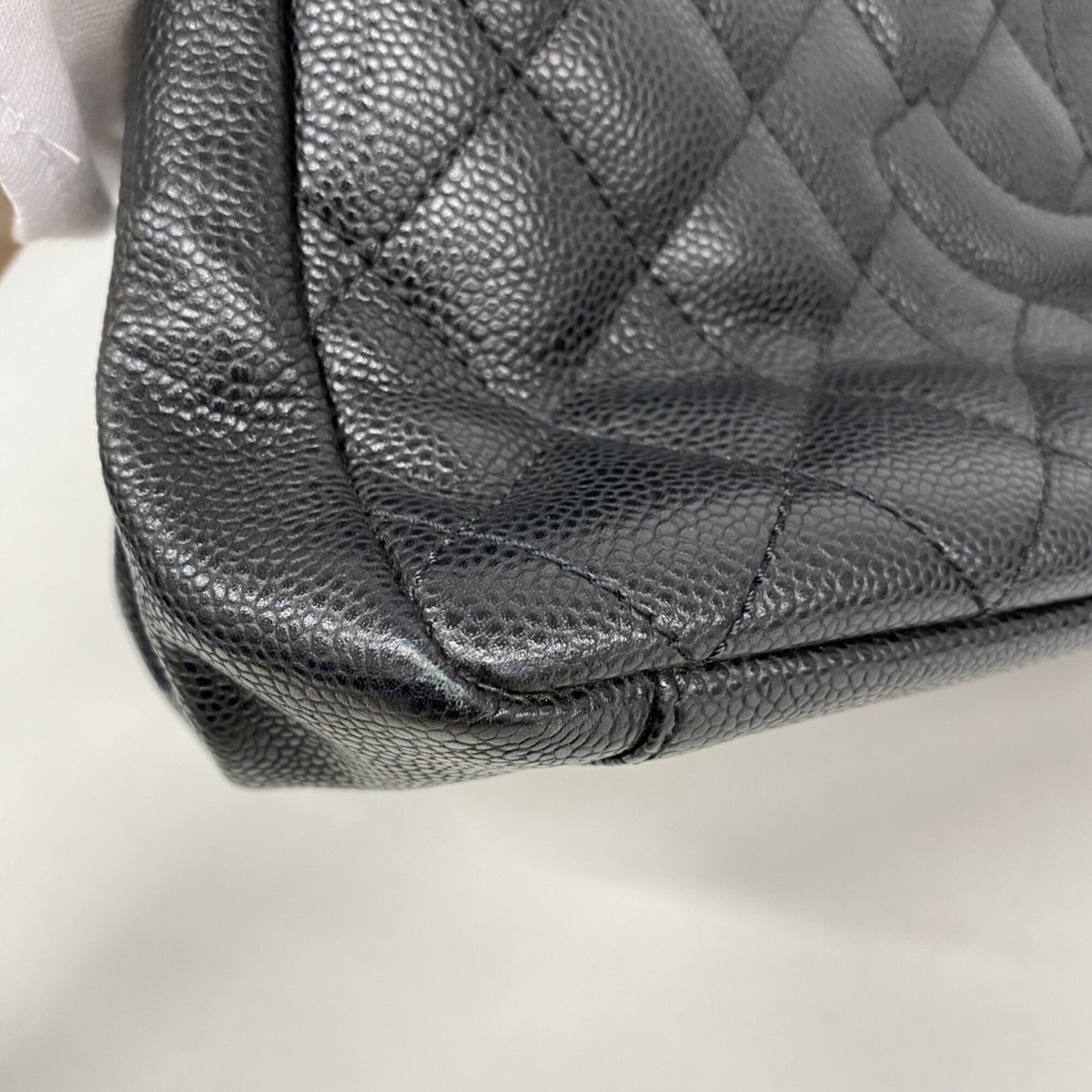 Chanel Black Grained Calfskin Tote Bag (Pre-Owned)