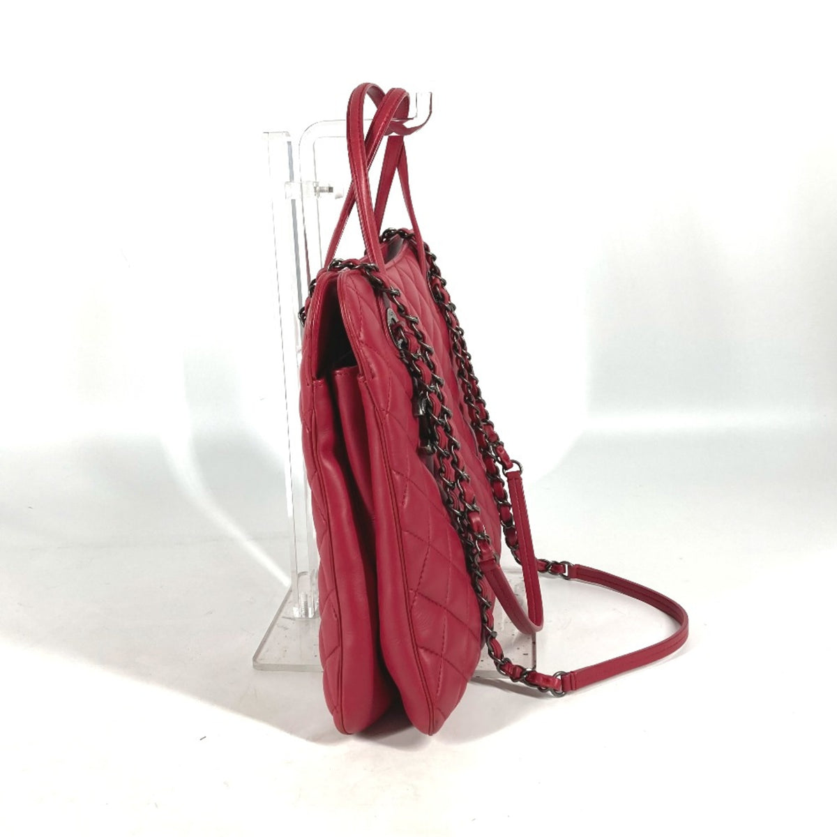 Chanel Pink Leather Tote Bag (Pre-Owned)