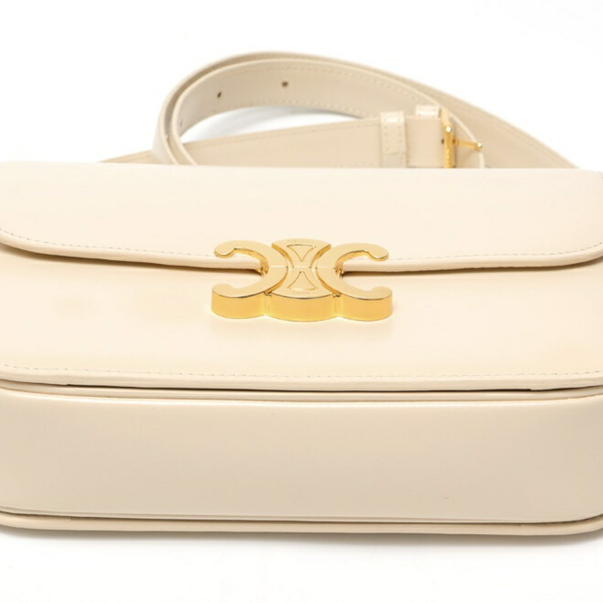 Celine Ivory Leather Shoulder Bag (Pre-Owned)