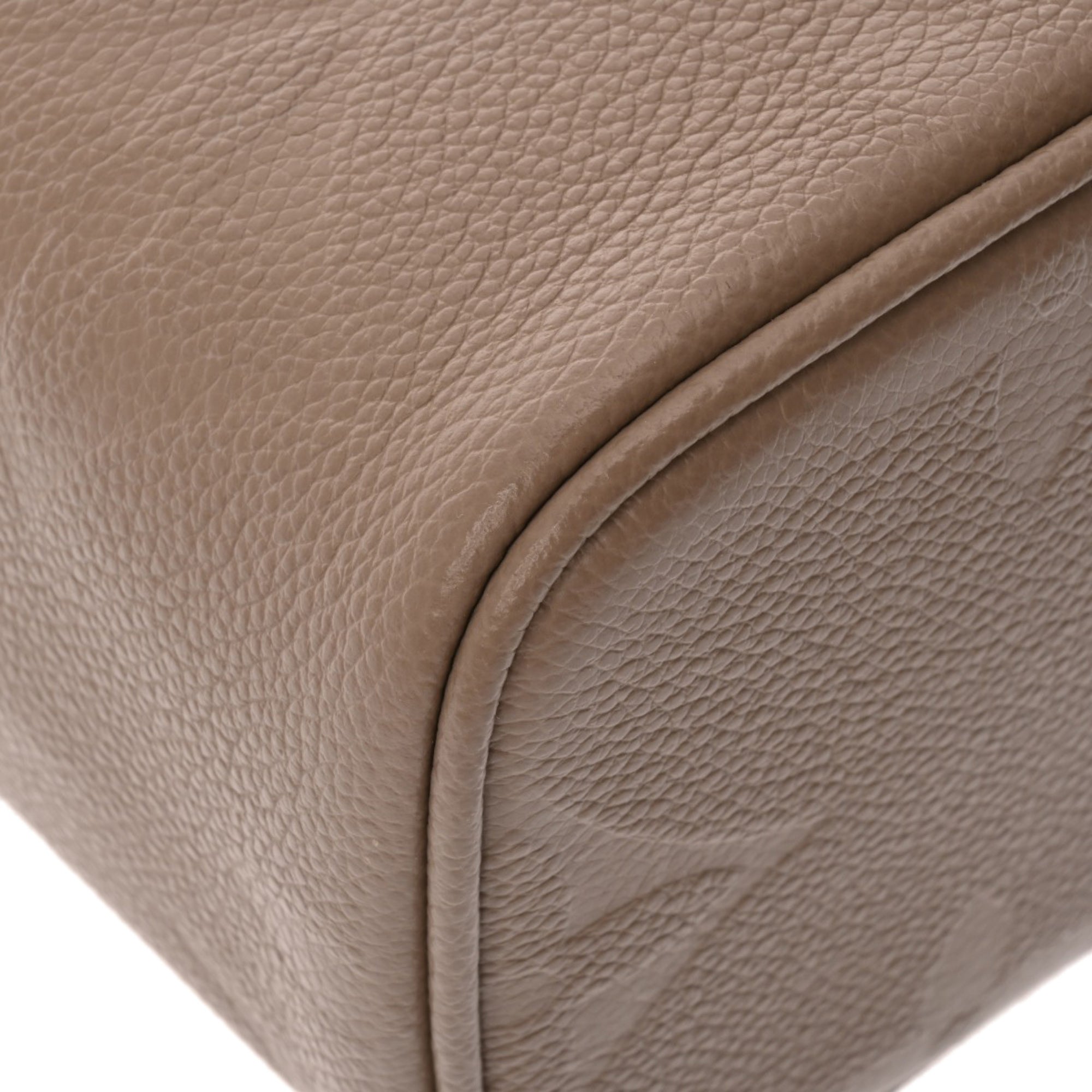 Louis Vuitton Cream Tourterelle Leather Vanity Bag (Pre-Owned)