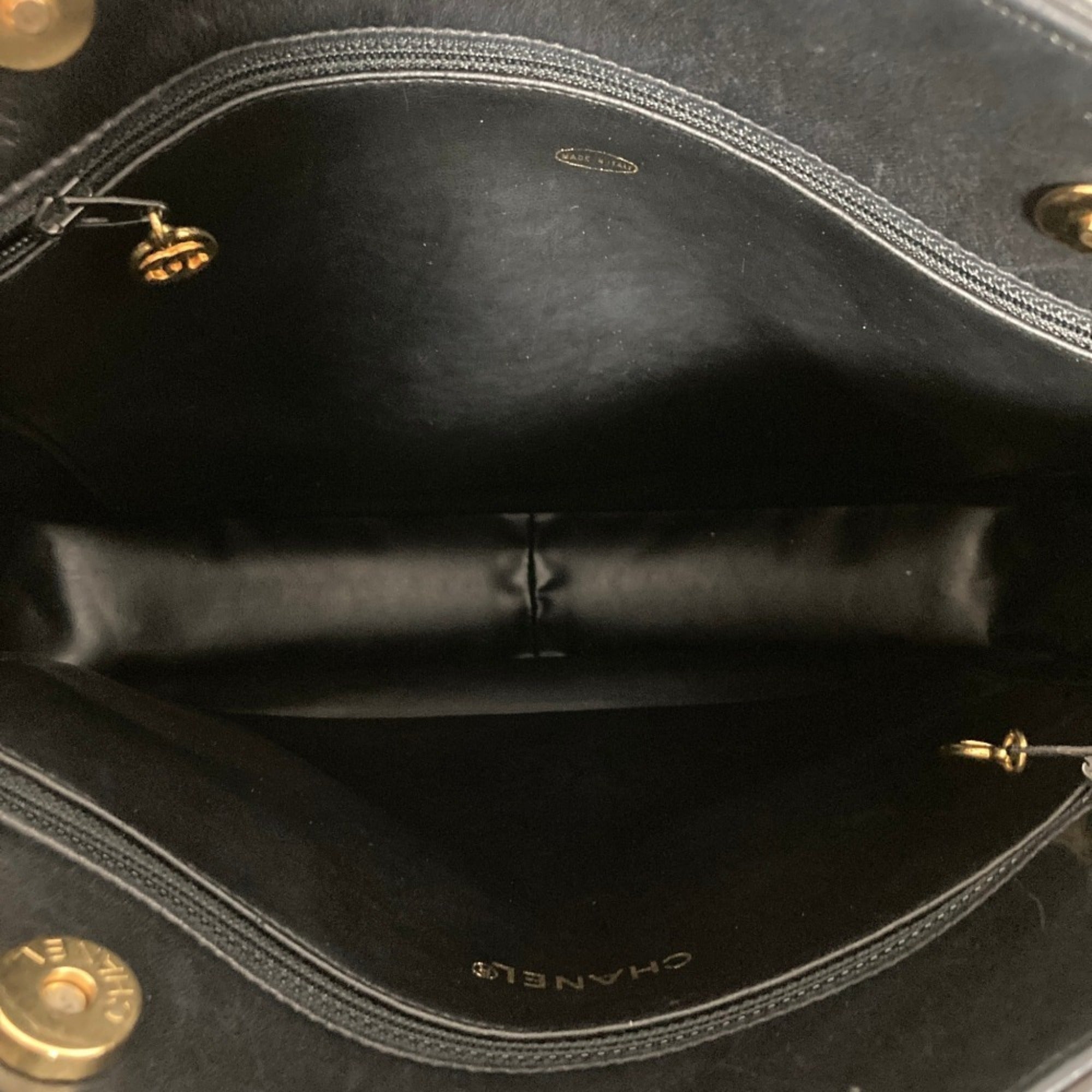 Chanel Black Leather Shoulder Bag Tote Bag (Pre-Owned)