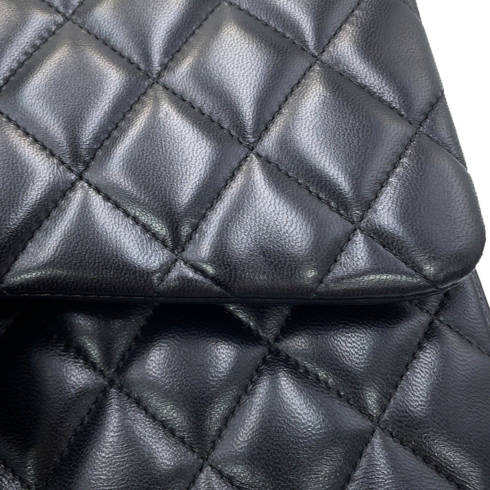 Chanel Matelasse Black Leather Handbag Shoulder Bag (Pre-Owned)