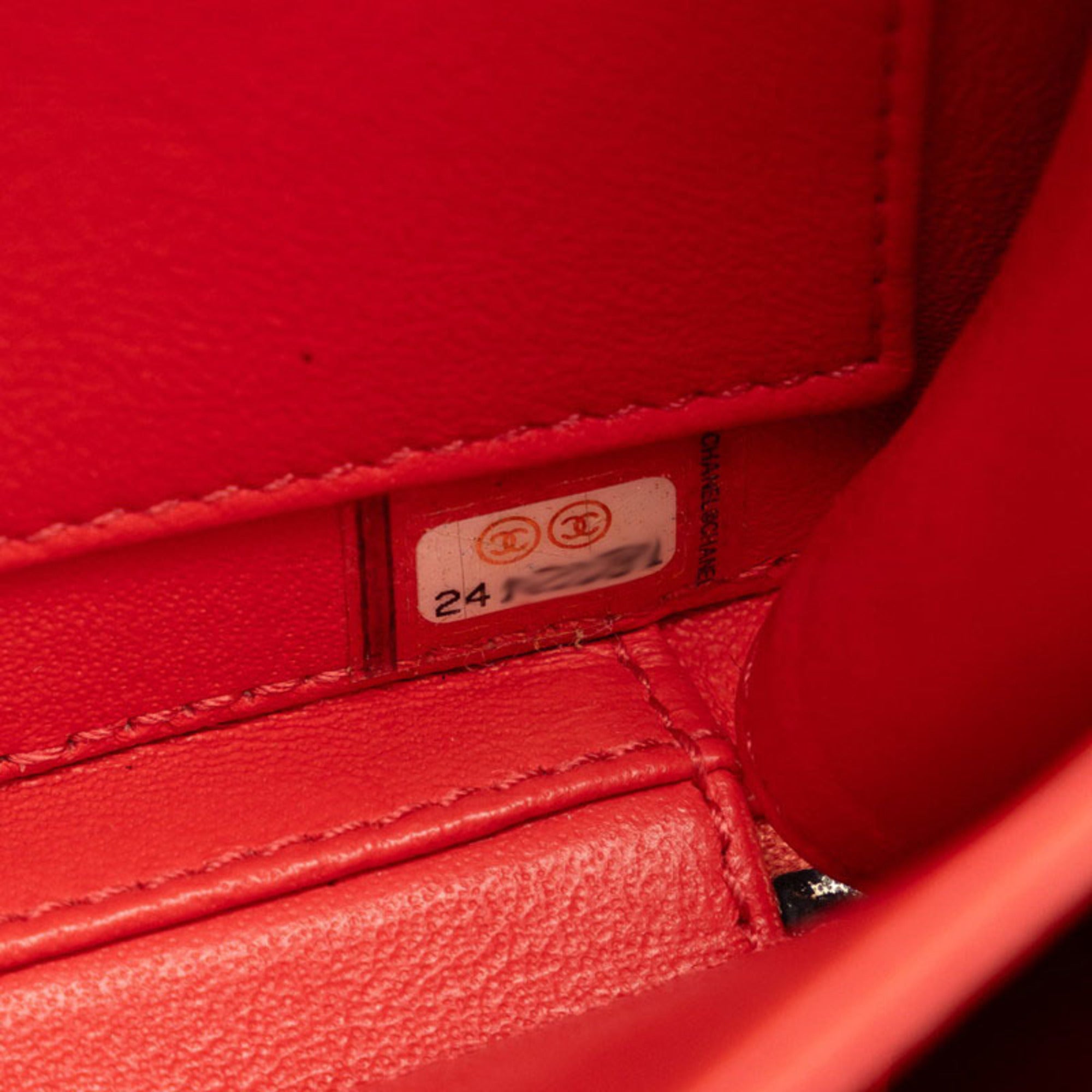 Chanel Pink Grained Calfskin Handbag Shoulder Bag (Pre-Owned)