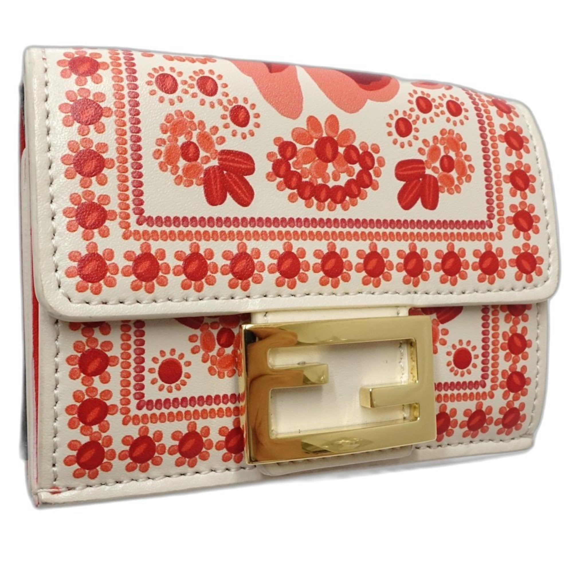 Fendi Ivory Red Color Leather Wallet (Tri-Fold) (Pre-Owned)