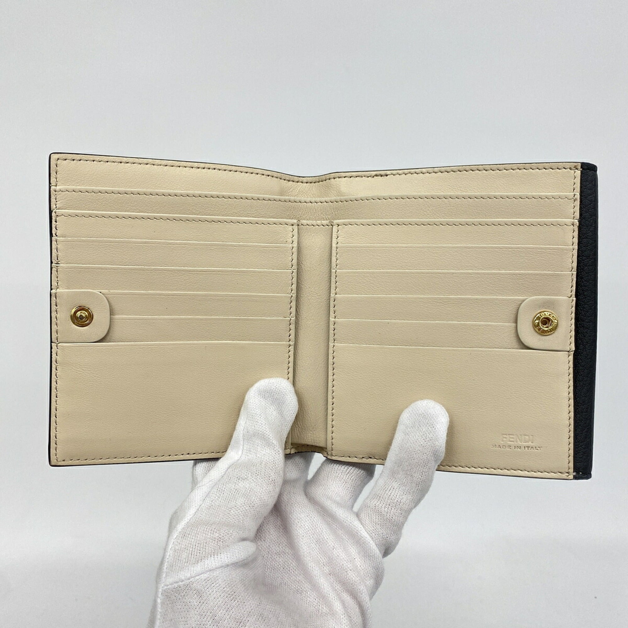 Fendi Black Leather Wallet (Tri-Fold) (Pre-Owned)