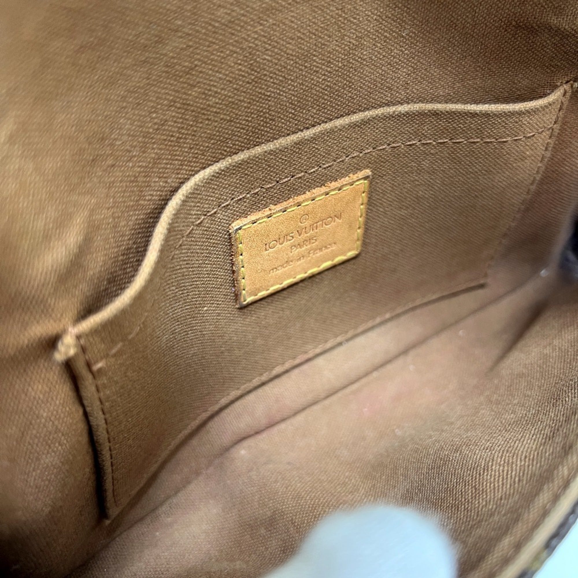 Louis Vuitton Brown Monogram Monogram Pochette Pouch Sling Bag (Pre-Owned)