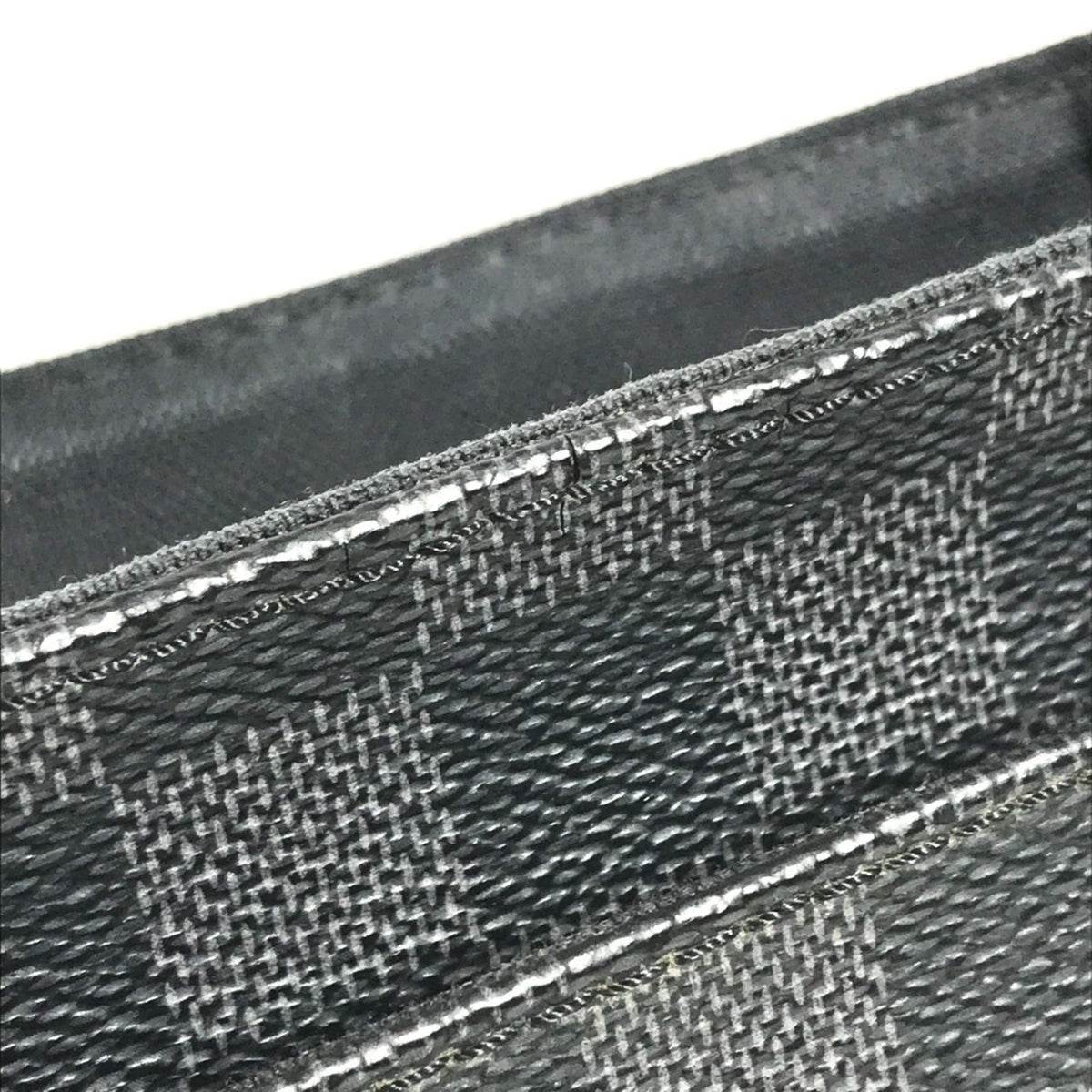 Louis Vuitton Black Damier Graphite Messenger Bag Shoulder Bag (Pre-Owned)