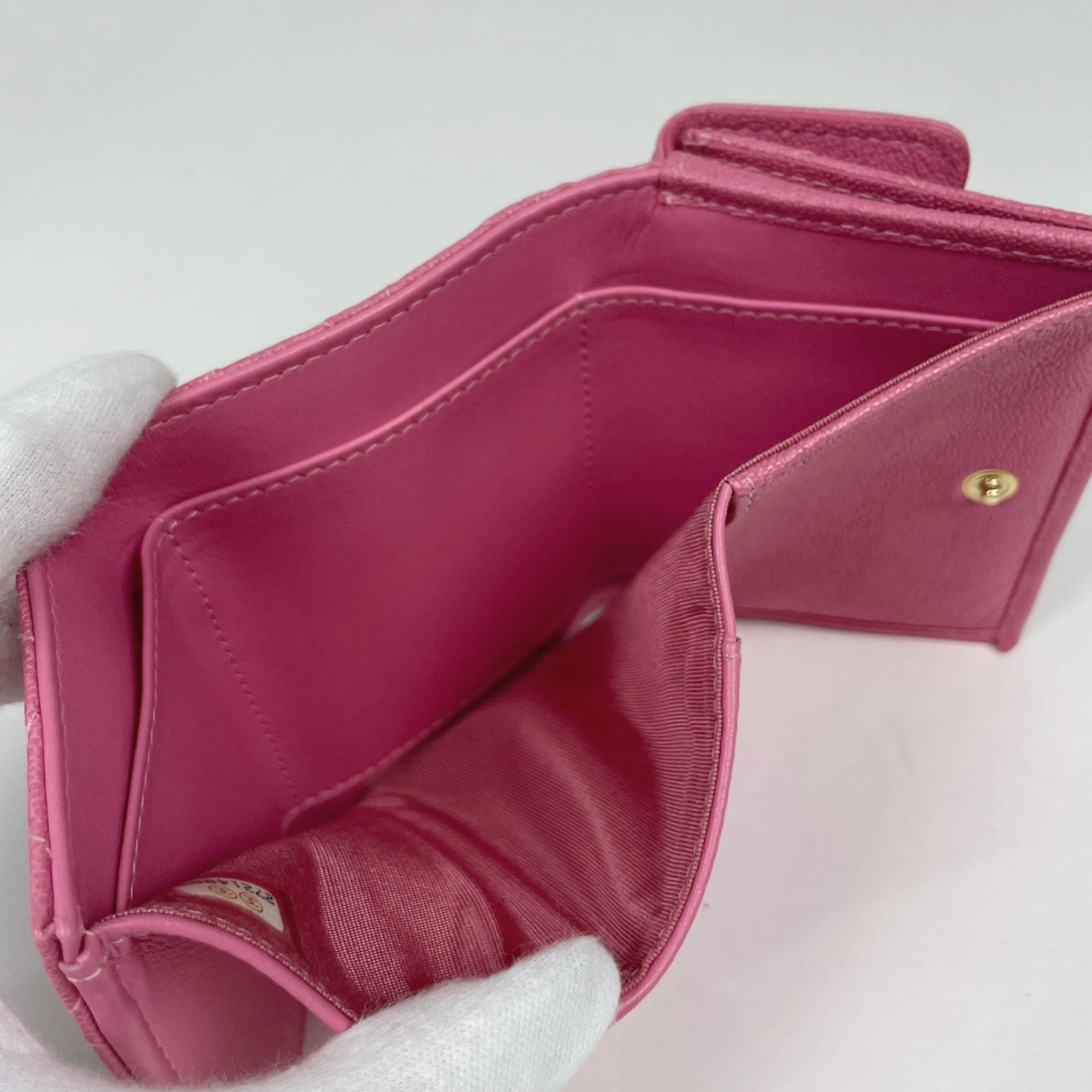 Chanel Boy Chanel Pink Grained Calfskin Wallet (Tri-Fold) (Pre-Owned)