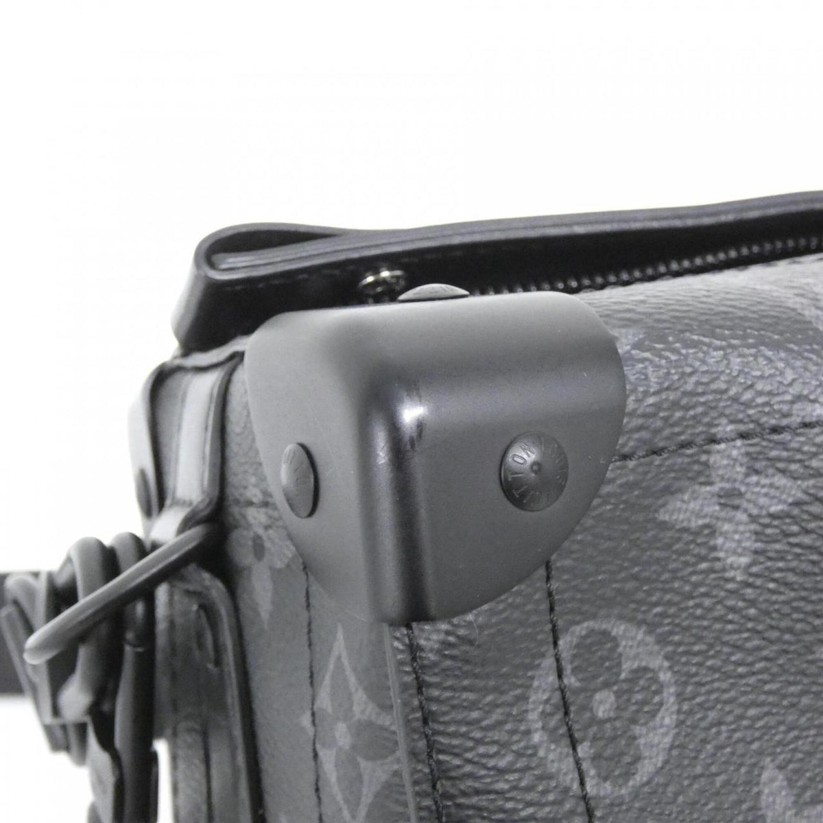 Louis Vuitton Black Coated Canvas Shoulder Bag (Pre-Owned)
