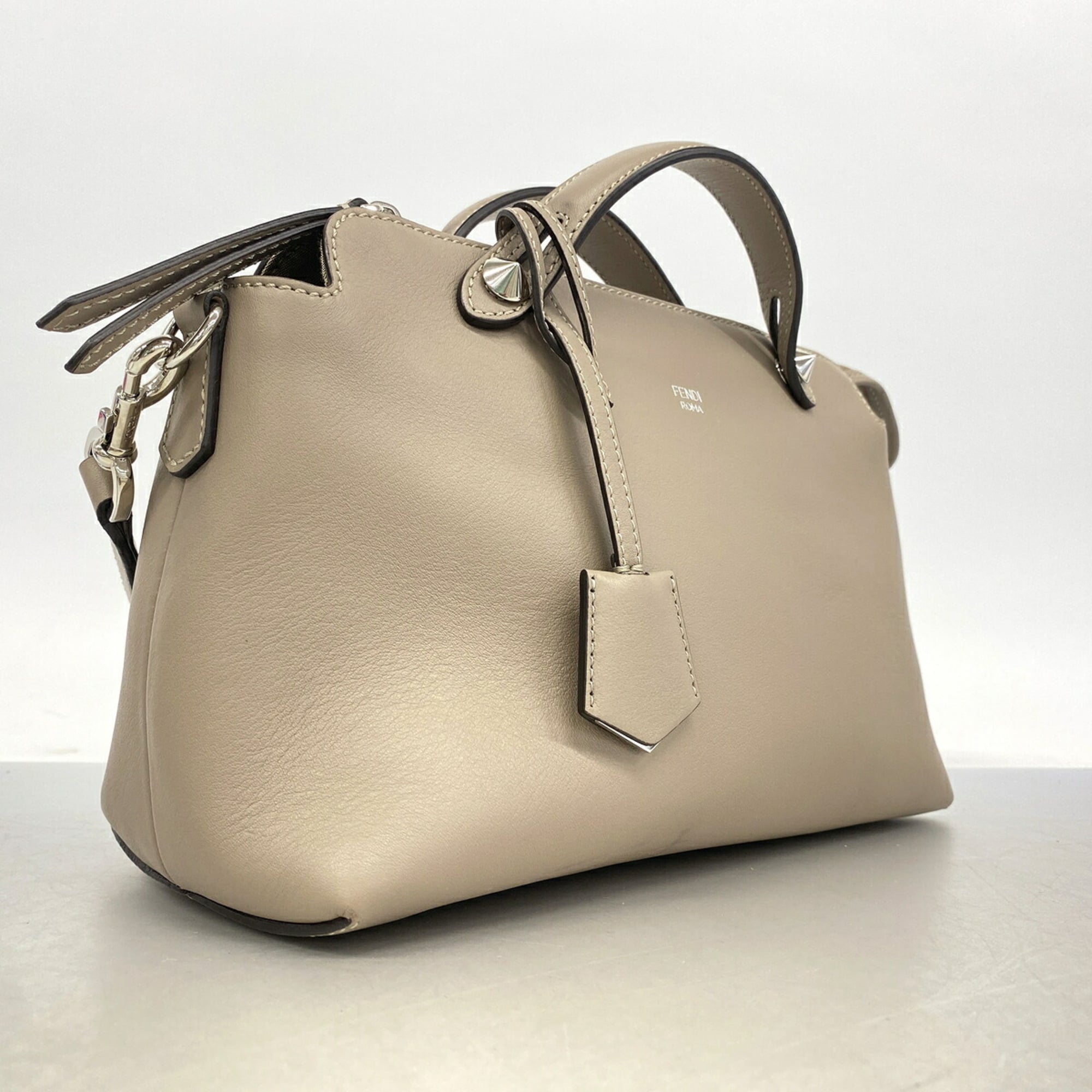 Fendi Gray Leather Handbag (Pre-Owned)
