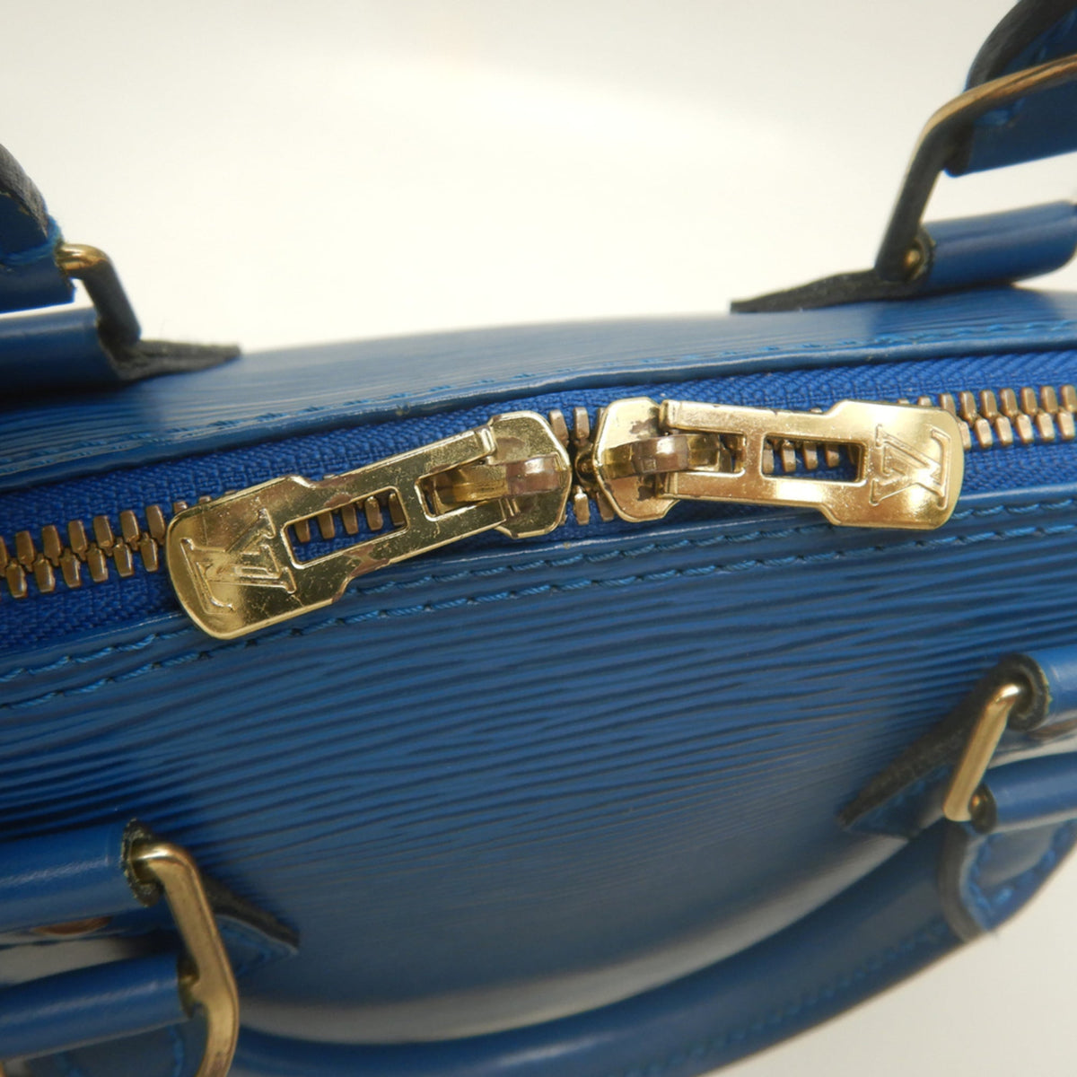 Louis Vuitton Toledo Blue Epi Leather Handbag (Pre-Owned)