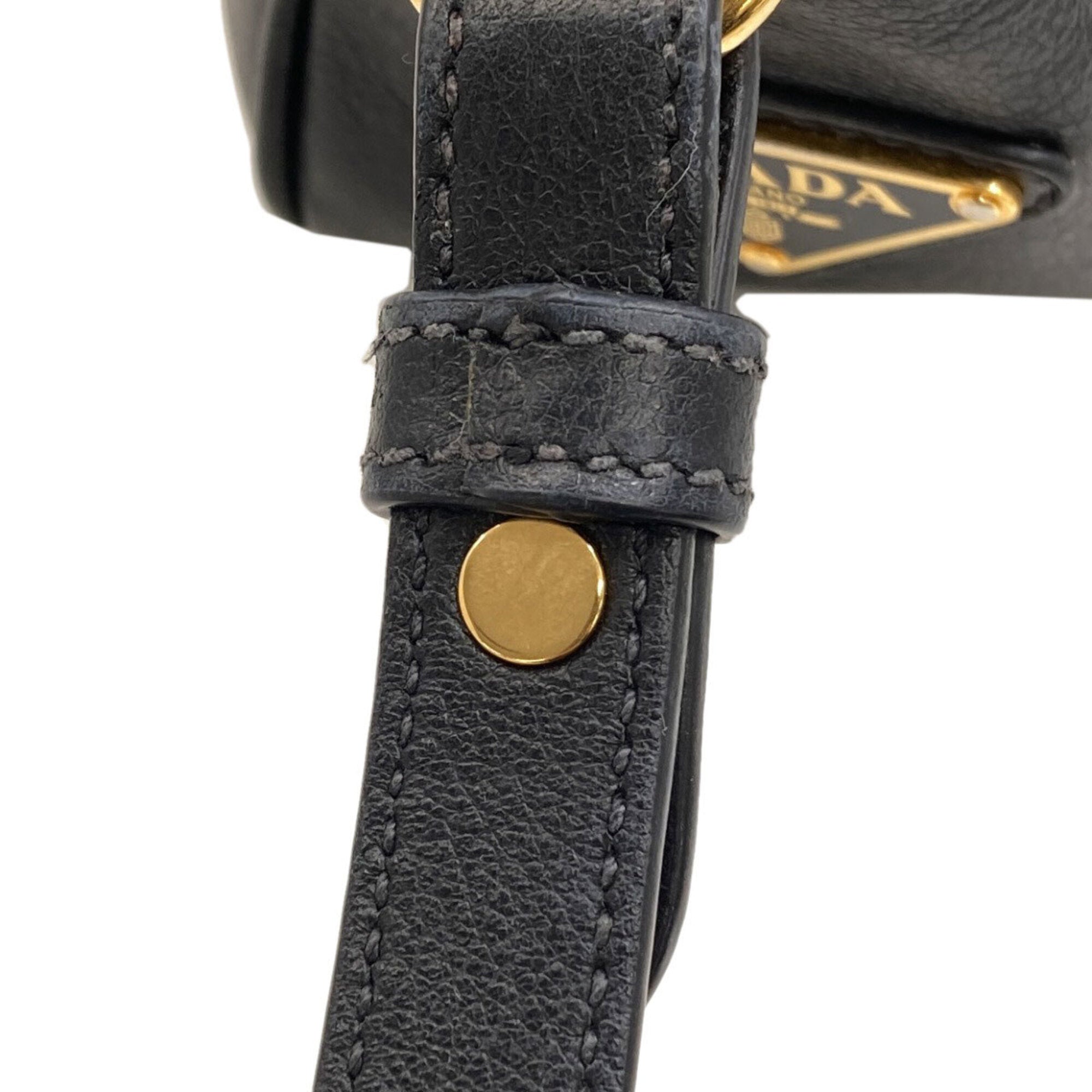 Prada Black Leather Shoulder Bag (Pre-Owned)