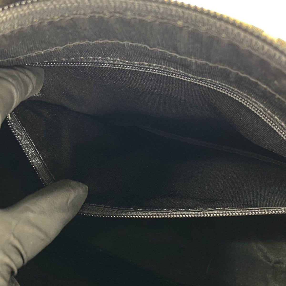 Burberry Beige Black Canvas Leather Handbag (Pre-Owned)