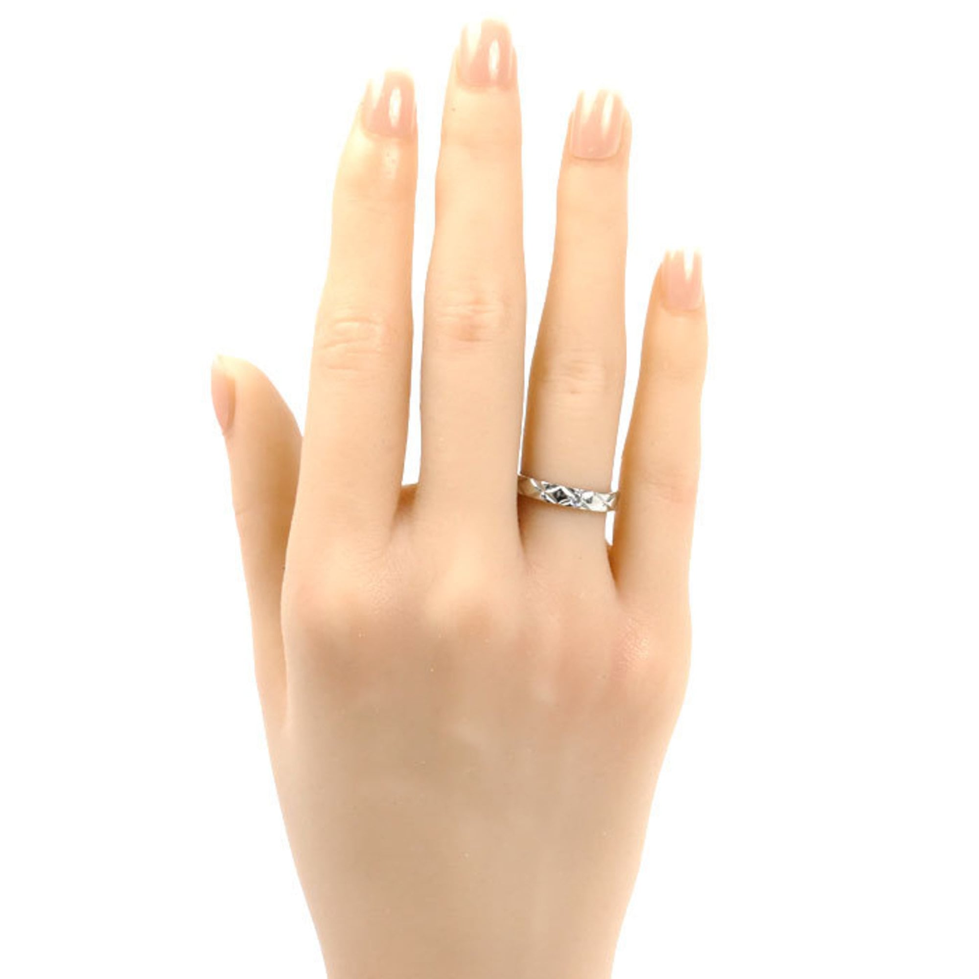 Chanel Platinum 950 Band Ring (Pre-Owned)