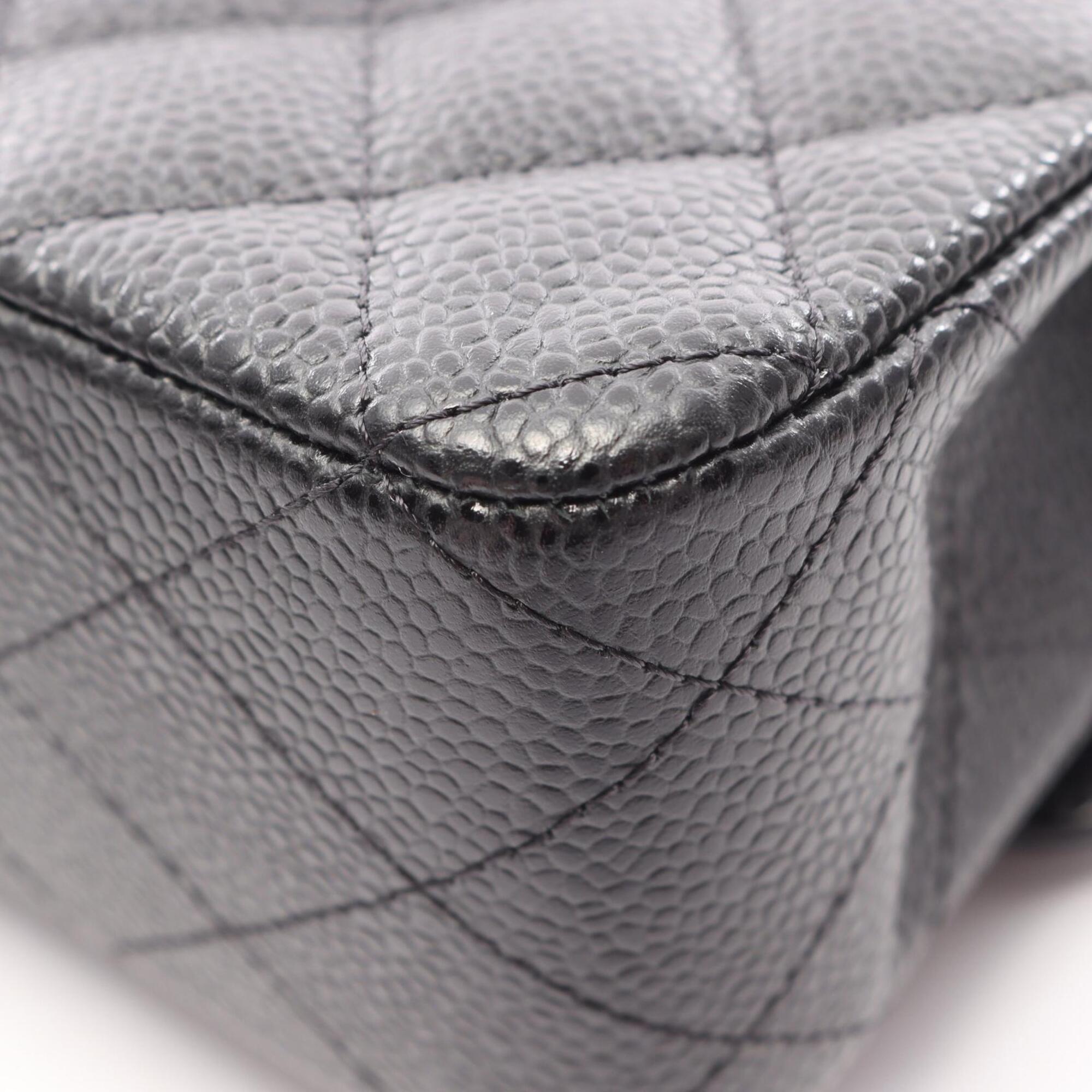 Chanel Black Grained Calfskin Handbag Shoulder Bag (Pre-Owned)