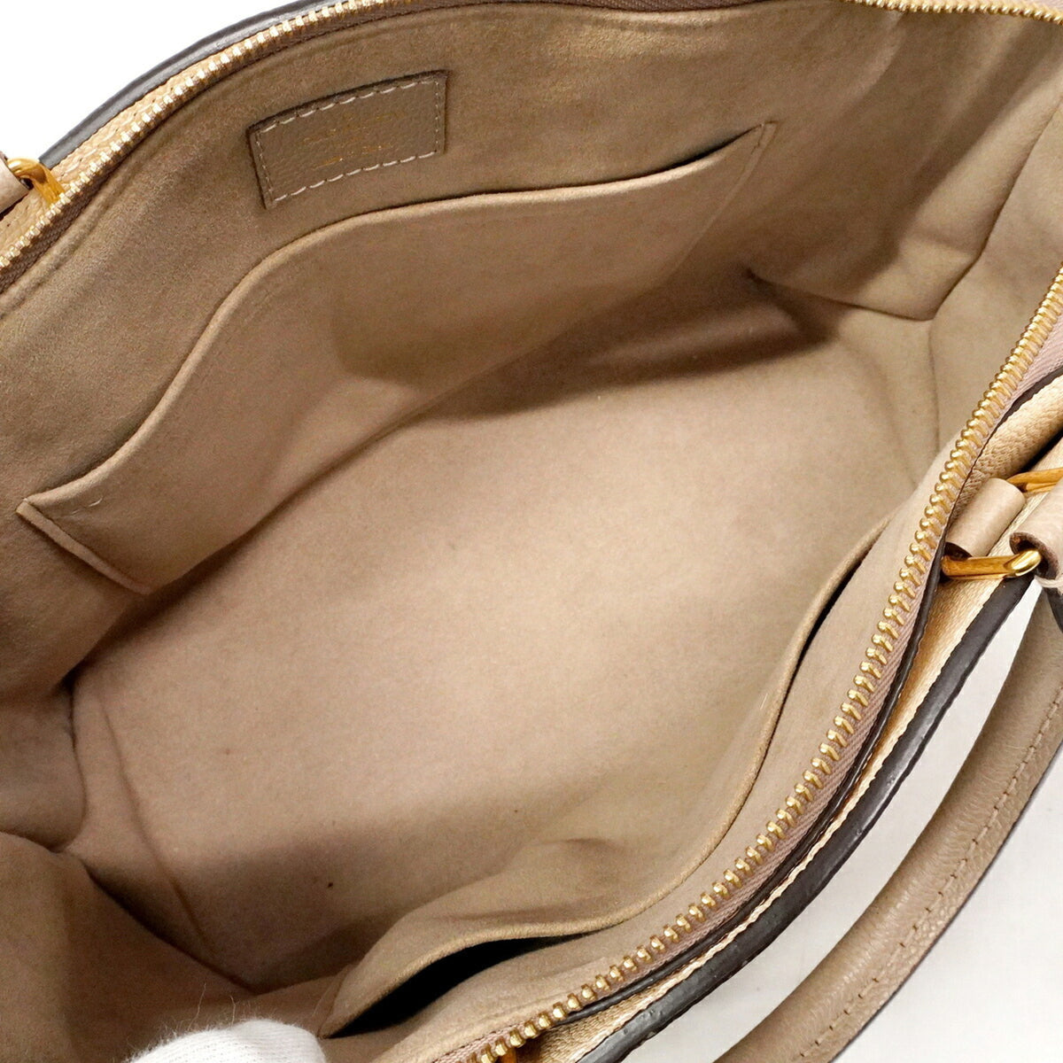 Louis Vuitton Cream Tourterelle Handbag (Pre-Owned)