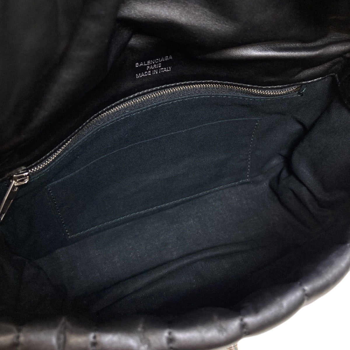 Balenciaga Black Shoulder Bag (Pre-Owned)