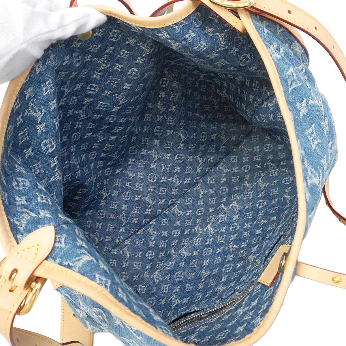 Louis Vuitton Blue Shoulder Bag (Pre-Owned)