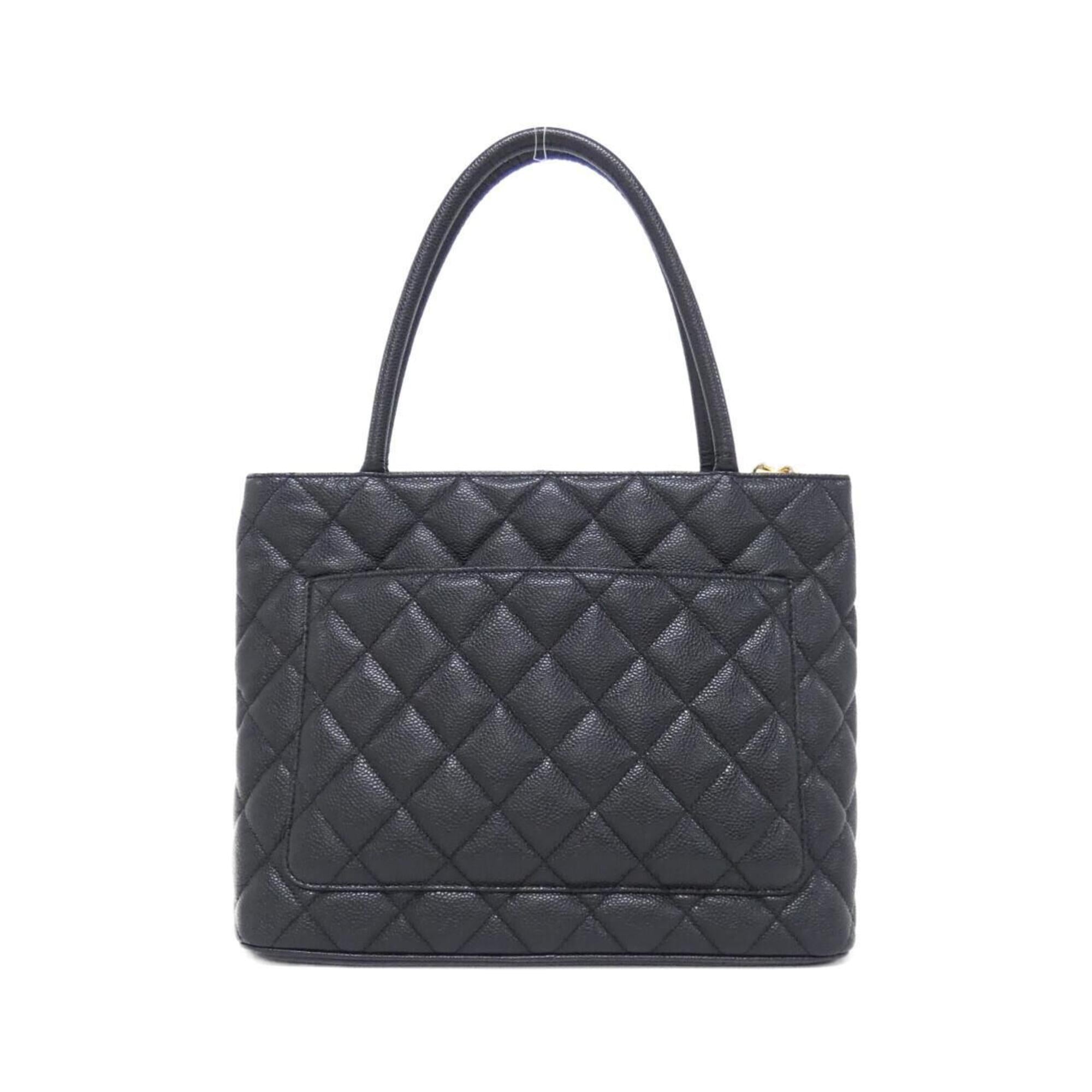 Chanel Black Grained Calfskin Handbag (Pre-Owned)