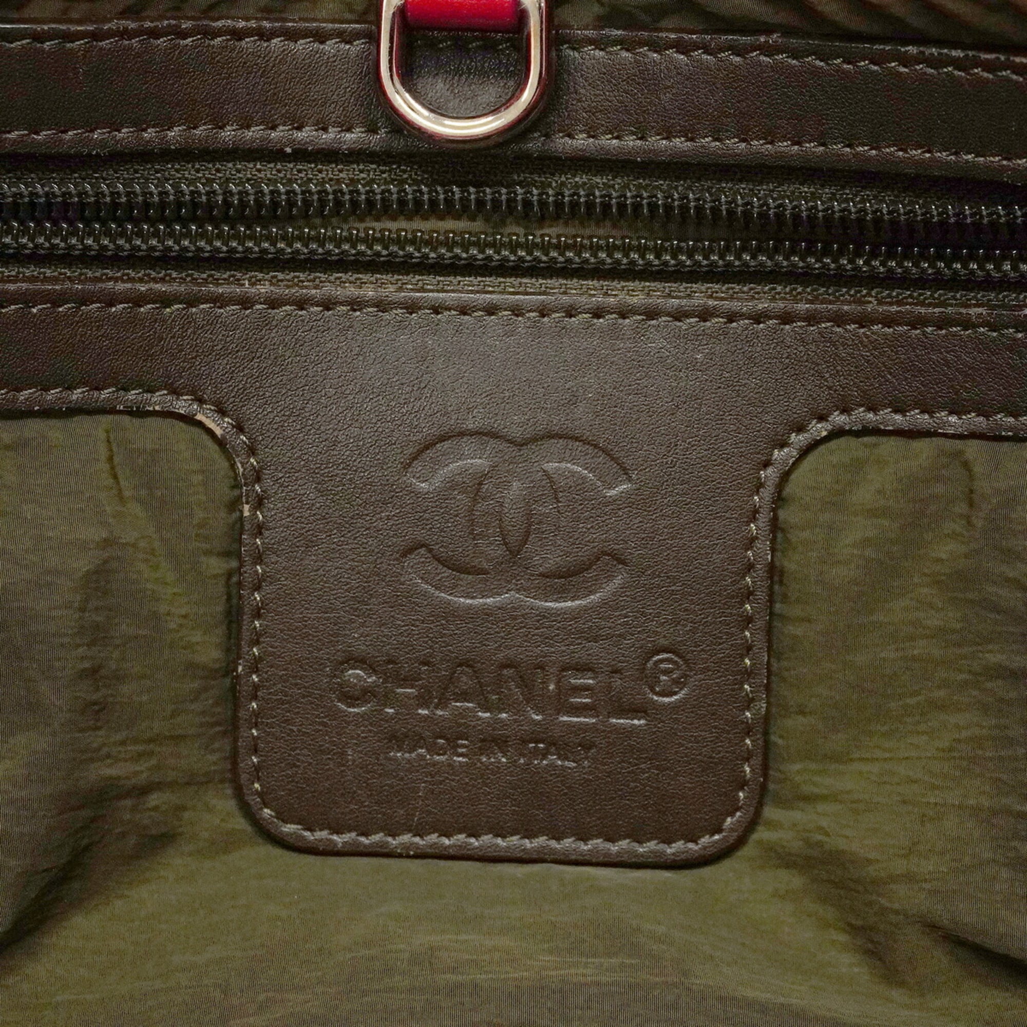 Chanel Red Color Nylon Tote Bag (Pre-Owned)
