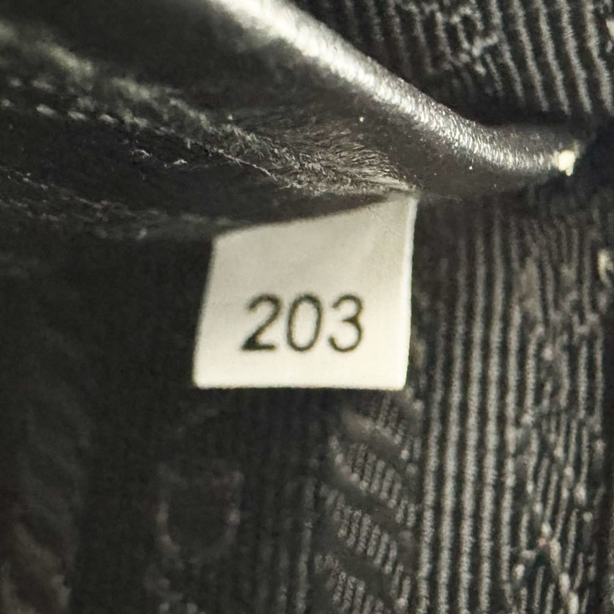 Prada Black Leather Shoulder Bag (Pre-Owned)