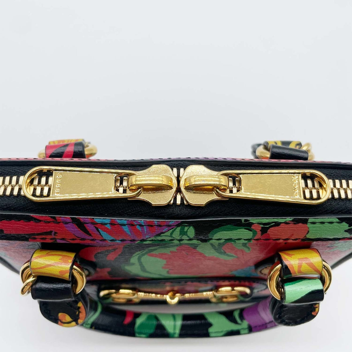 Gucci Black Leather Shoulder Bag (Pre-Owned)