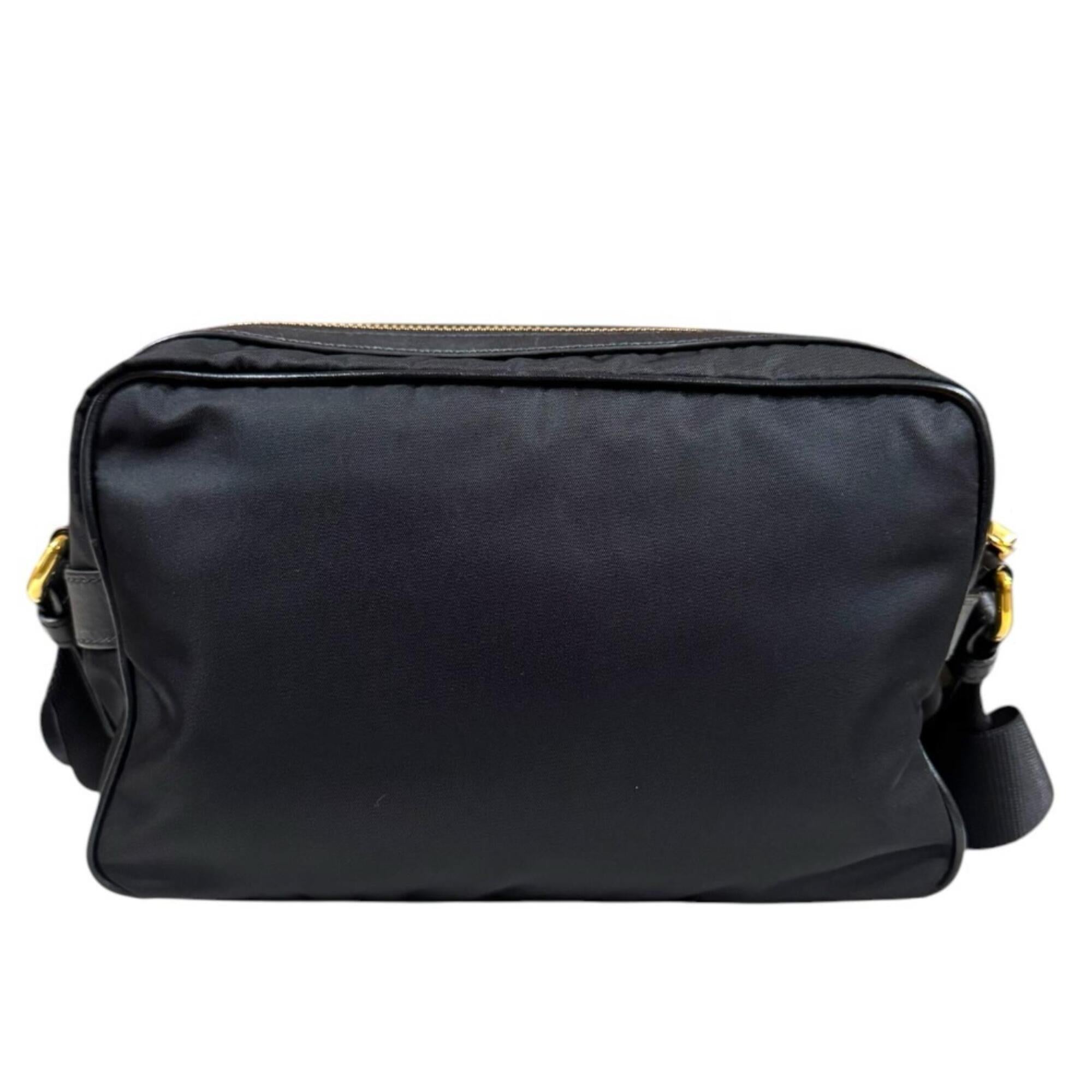Prada Black Nylon Shoulder Bag (Pre-Owned)