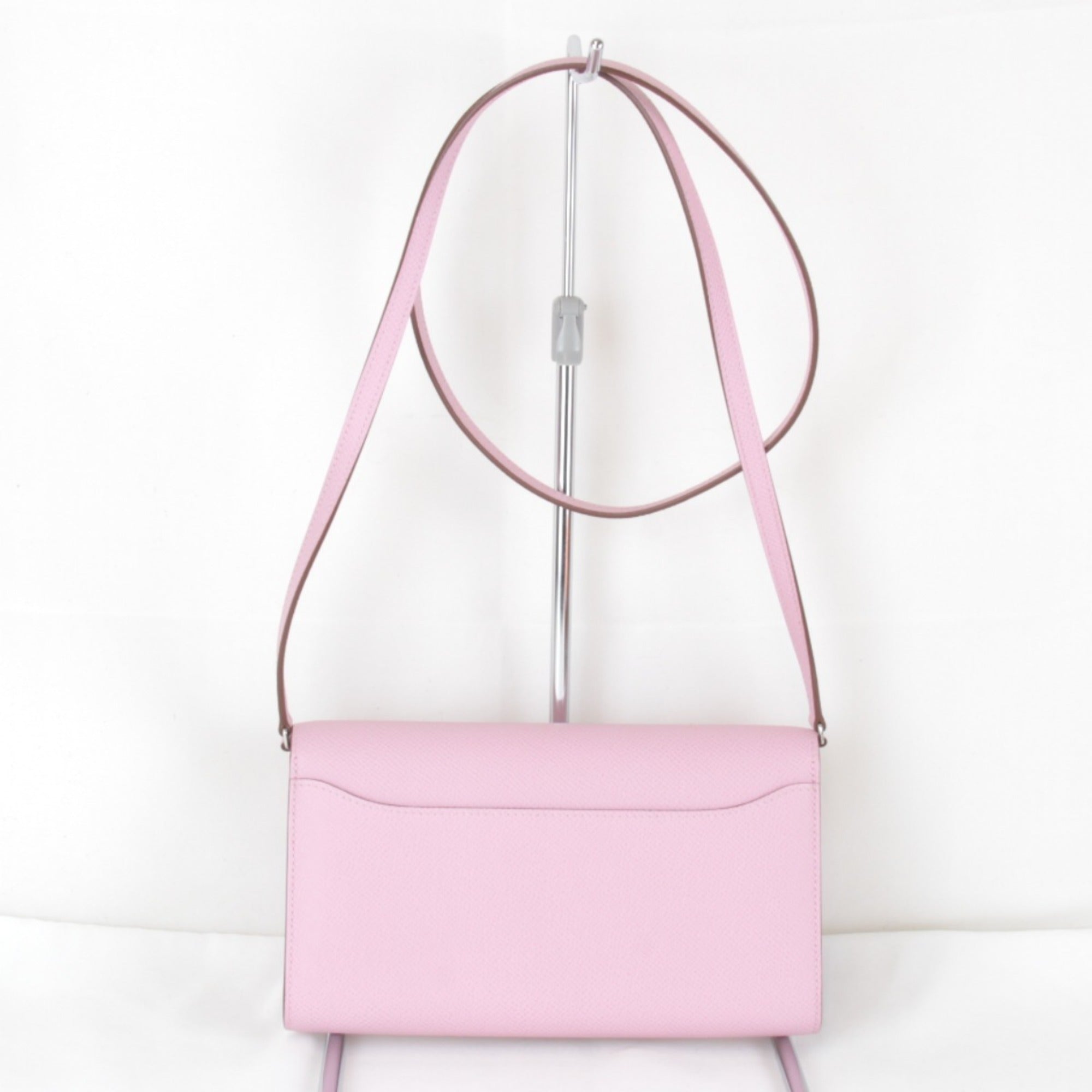 Hermes Pink Leather Pochette Shoulder Bag (Pre-Owned)
