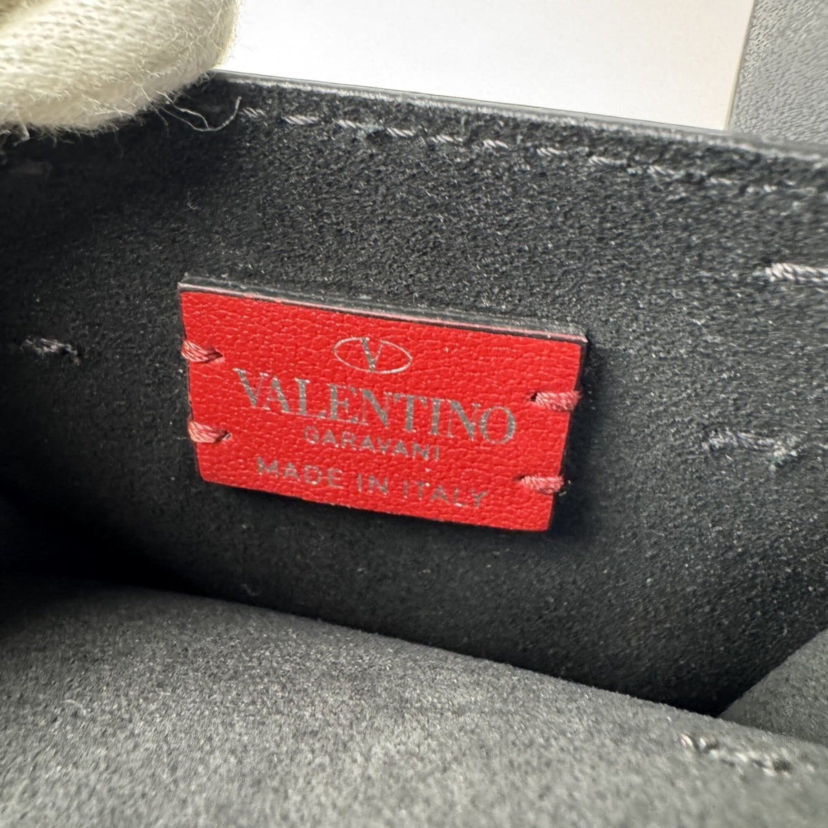 Valentino Black Leather Handbag Shoulder Bag (Pre-Owned)