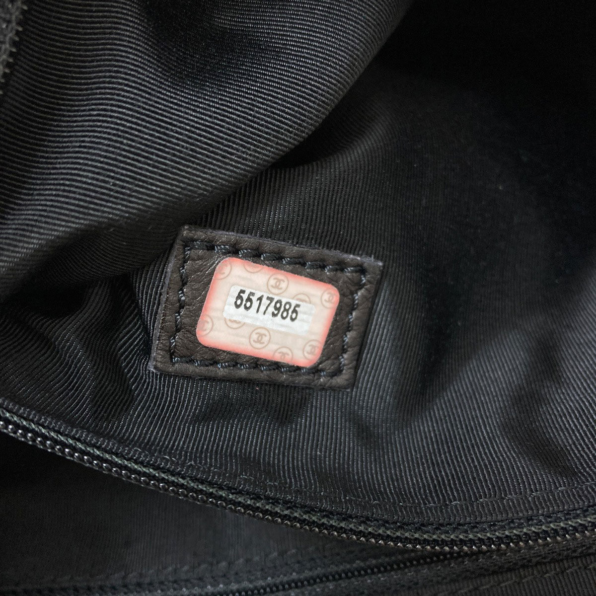Chanel Black Leather Tote Bag (Pre-Owned)
