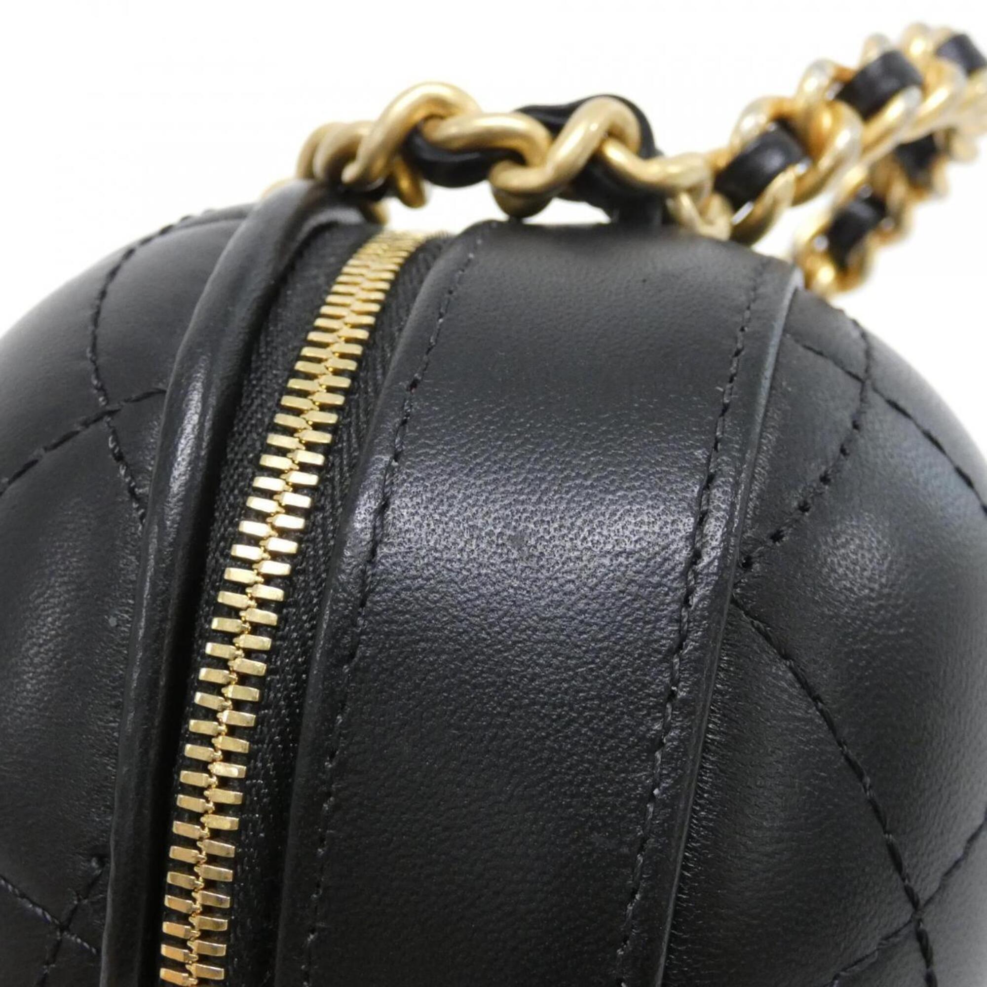 Chanel Black Leather Handbag (Pre-Owned)