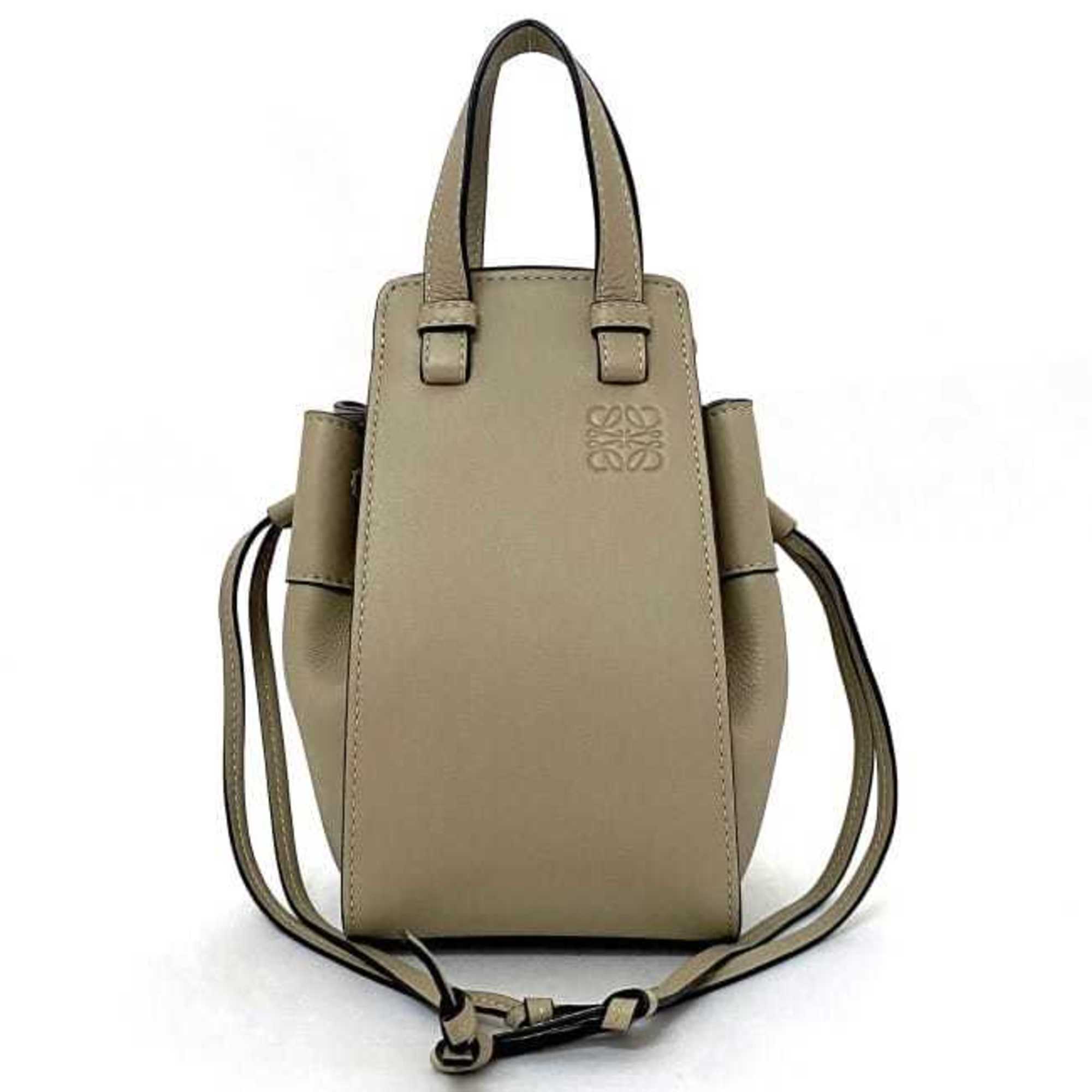 Loewe Hammock Beige Leather Handbag Shoulder Bag (Pre-Owned)