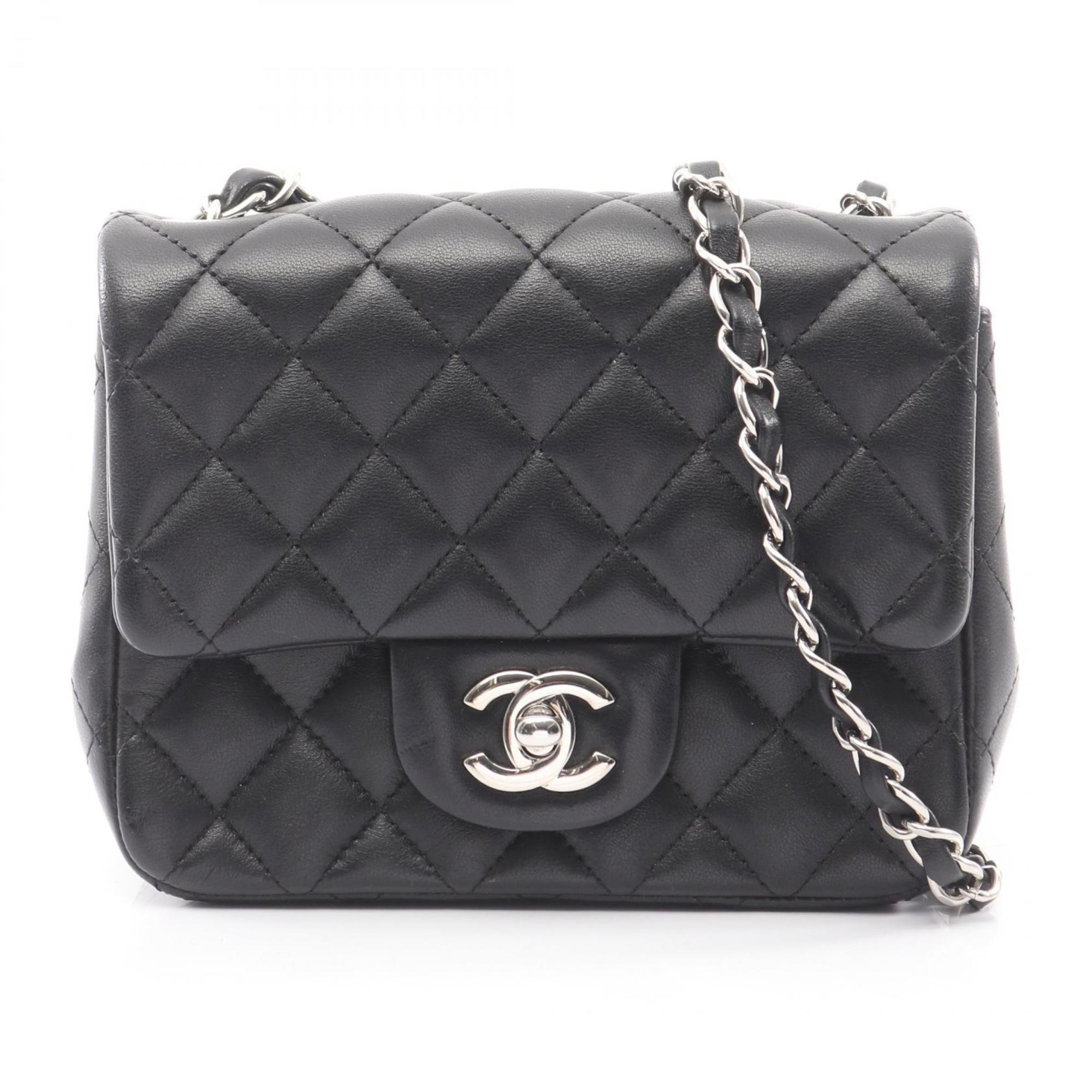 Chanel Black Leather Handbag Shoulder Bag (Pre-Owned)