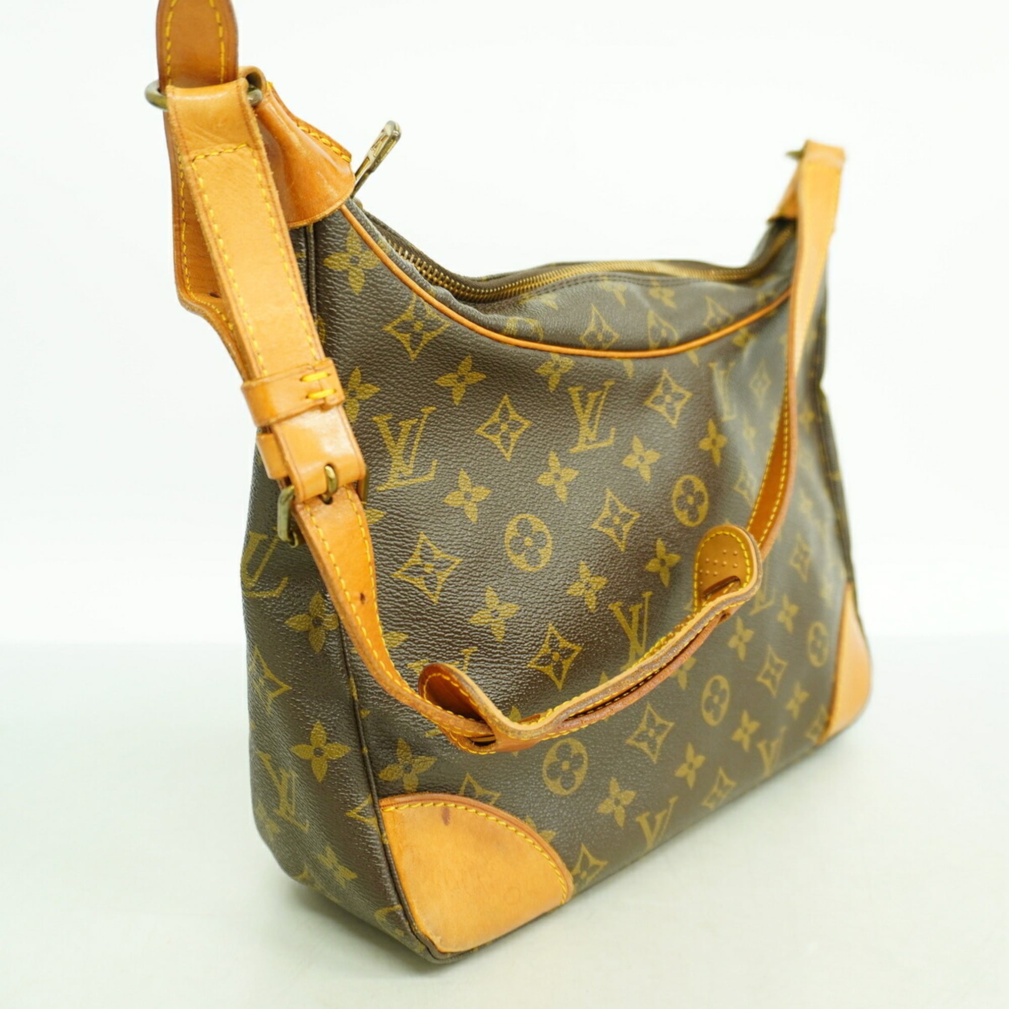 Louis Vuitton Brown Shoulder Bag (Pre-Owned)