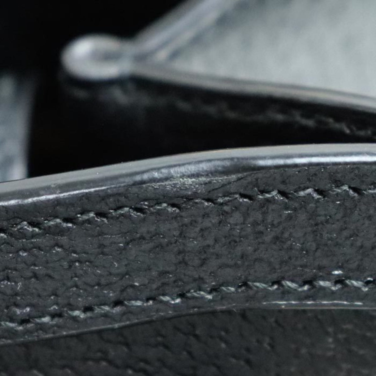 Gucci Black Leather Shoulder Bag (Pre-Owned)