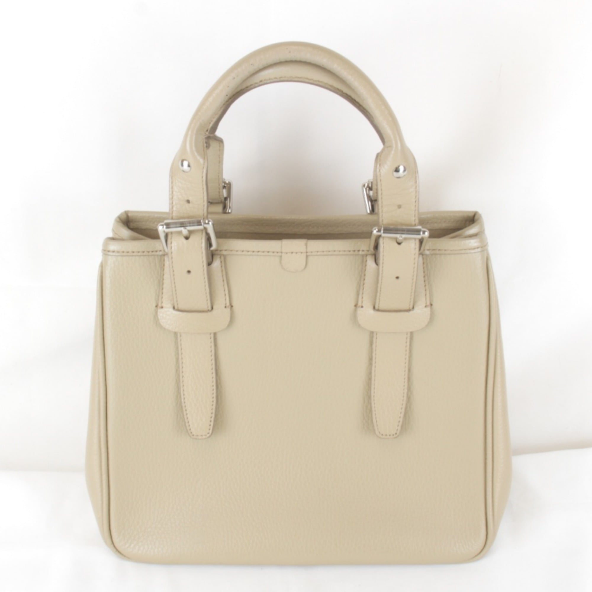 Burberry Beige Leather Handbag (Pre-Owned)