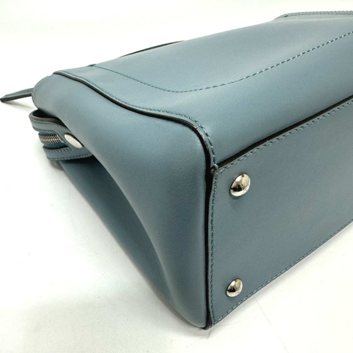 Fendi Blue Leather Handbag (Pre-Owned)