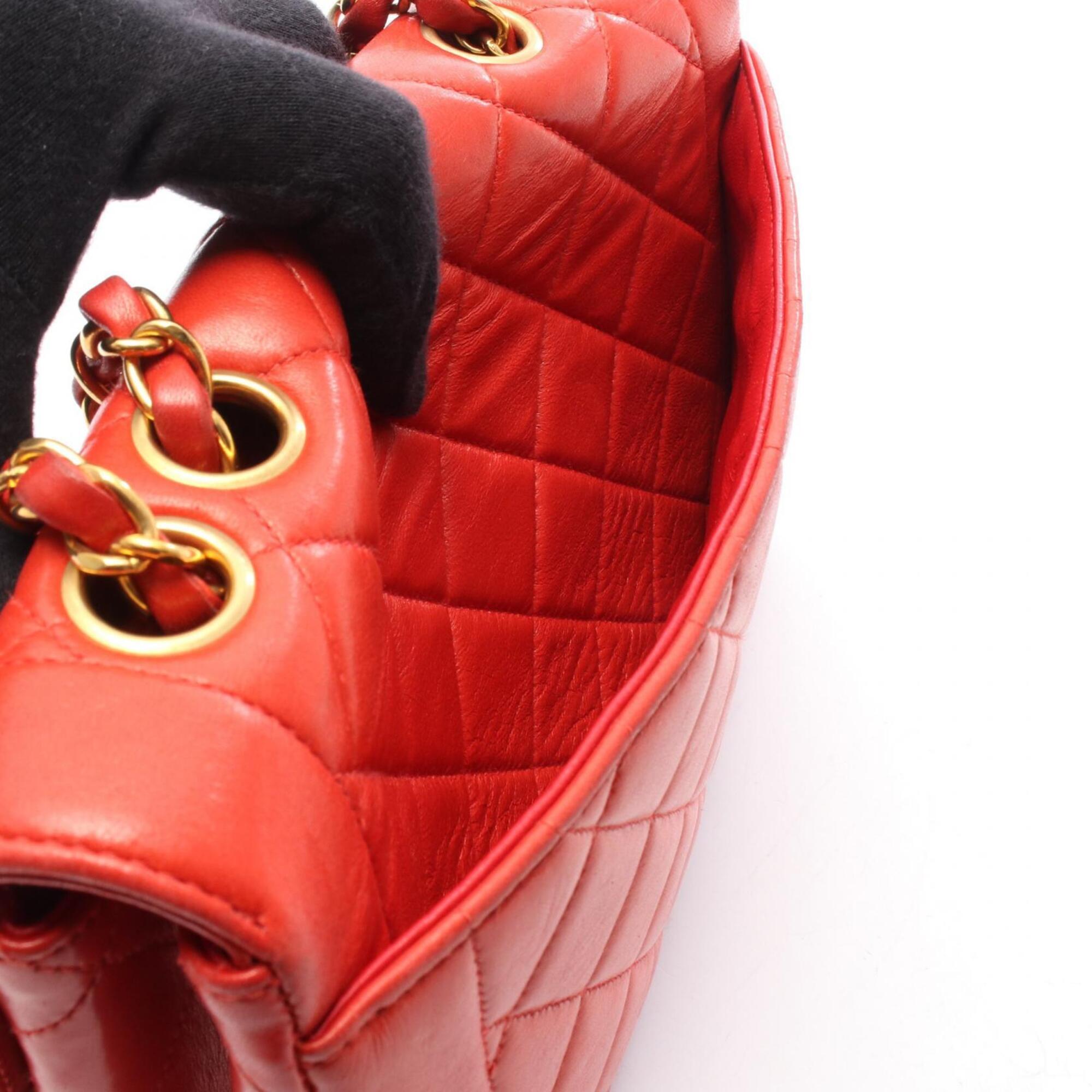 Chanel Red Color Leather Handbag Shoulder Bag (Pre-Owned)