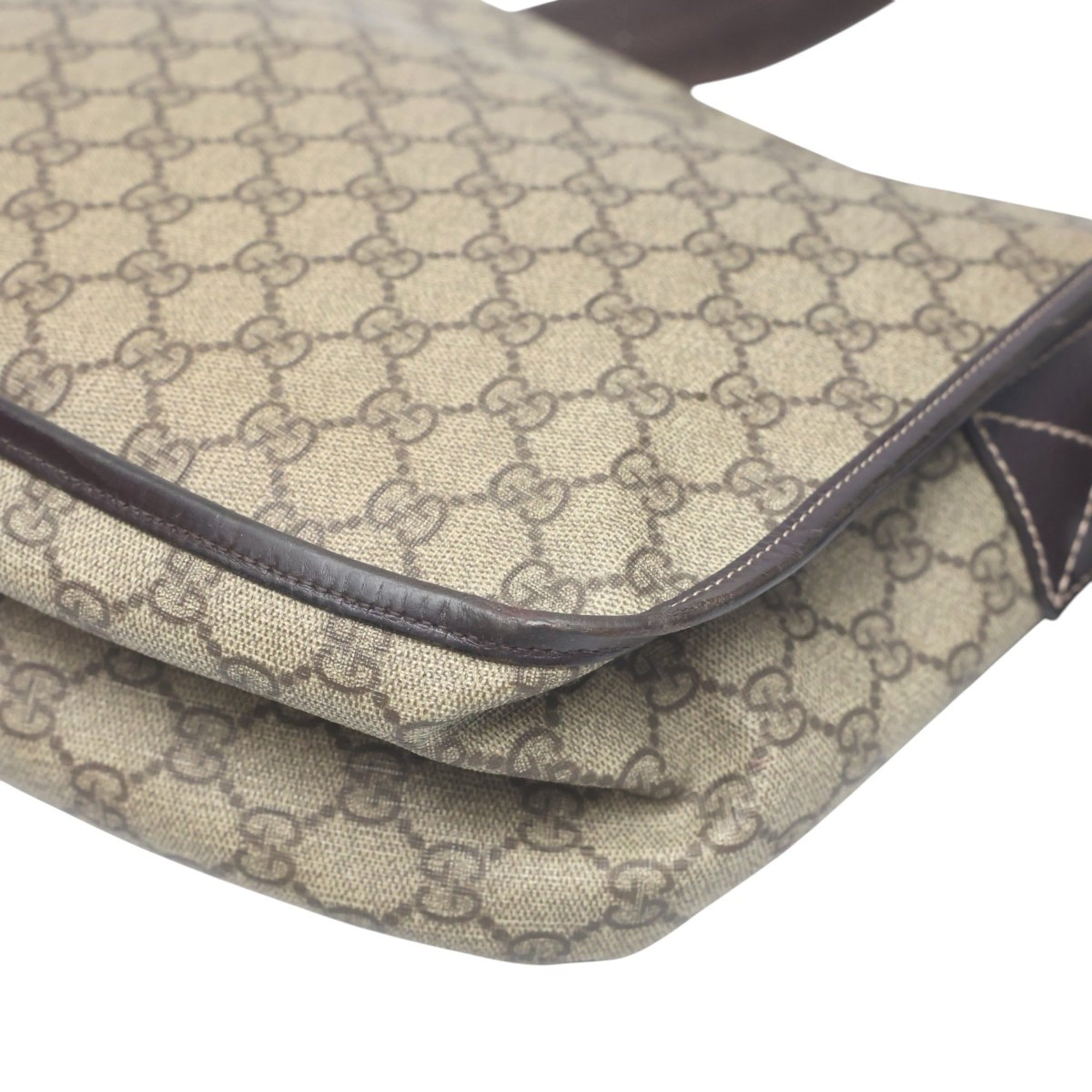 Gucci Brown Gg Plus Shoulder Bag (Pre-Owned)