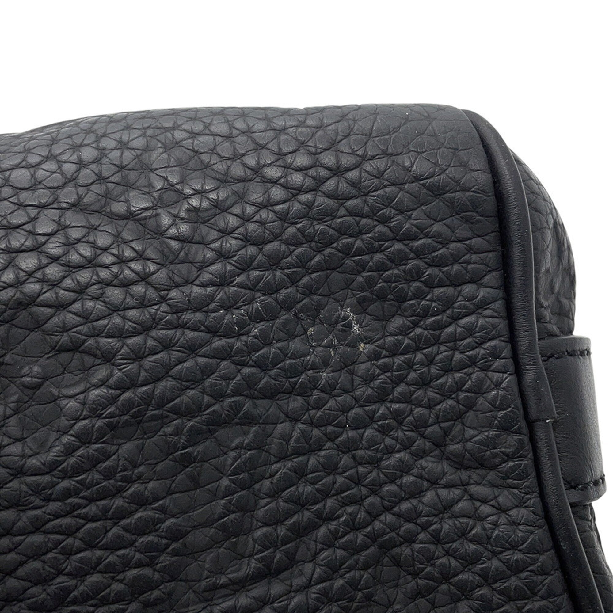 Louis Vuitton Black Noir Monogram Leather Handbag (Pre-Owned)