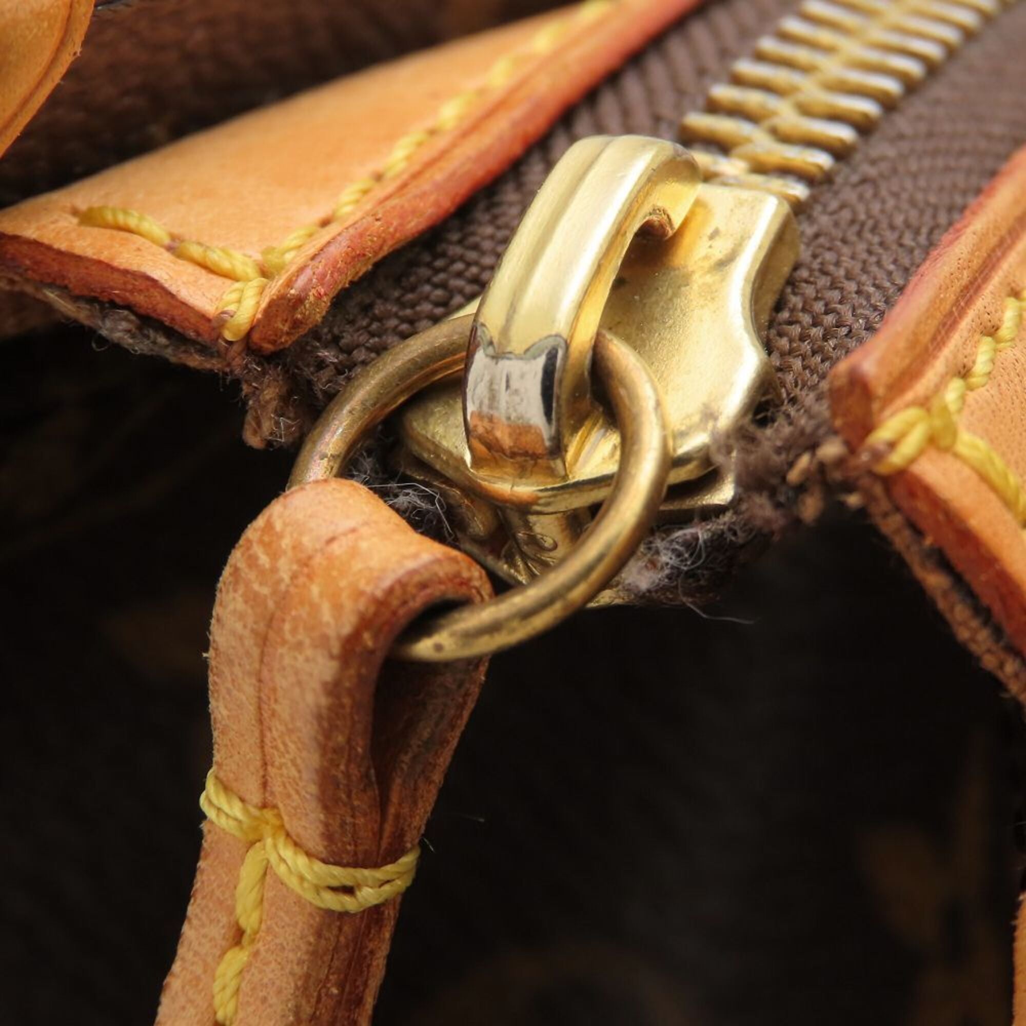 Louis Vuitton Monogram Brown Monogram Shoulder Bag (Pre-Owned)